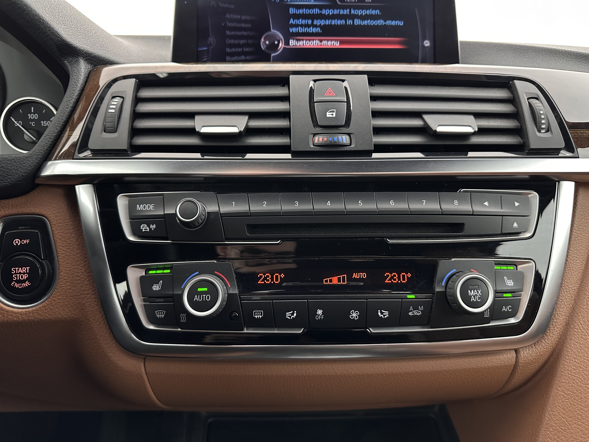 BMW 4-serie Coupé 435d xDrive Executive Aut. *LEATHER | BI-XENON | MEMORY-PACK | TOPVIEW | HEAD-UP | BLINDSPOT | HEATED-SPORTSEATS | KEYLESS | NAVI-FULLMAP | ECC | PDC | CRUISE | 19''ALU*