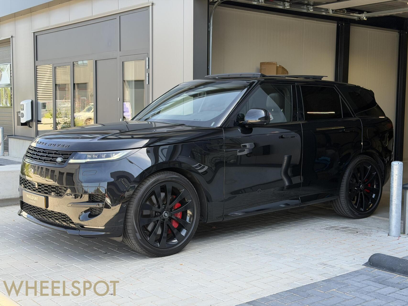 Range Rover Sport 3.0 P440e Dynamic HSE|Pano|Lucht|360|BTW