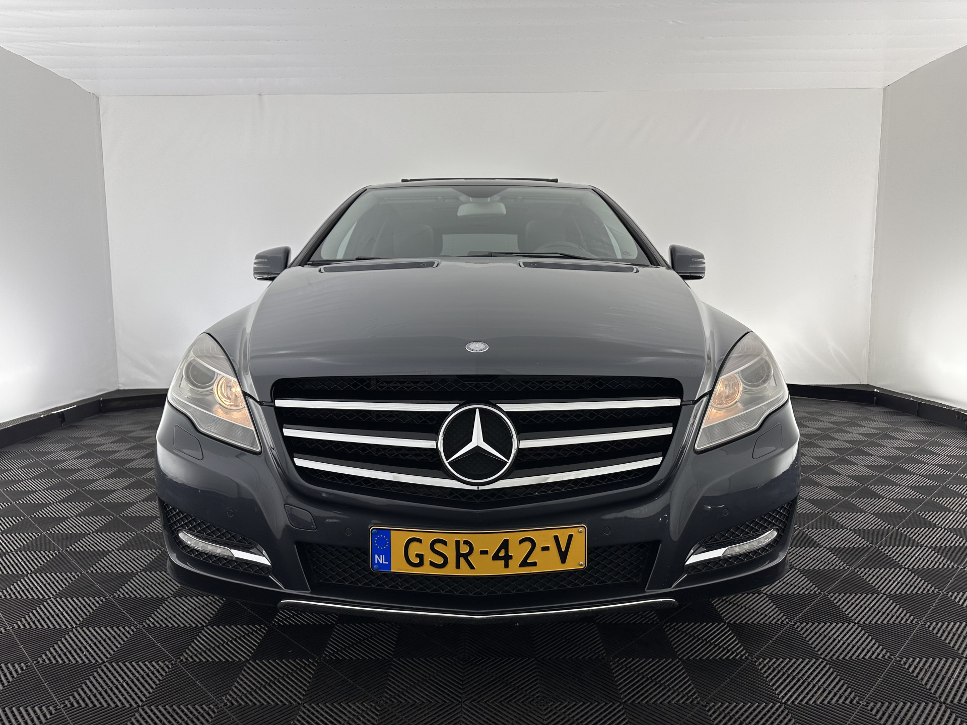 Mercedes-Benz R-klasse 300 CDI BlueEFFICIENCY Prestige [ 7-Pers. ] Aut. *PANO | LEATHER-ALCANTARA | XENON | BLINDSPOT | NAVI-FULLMAP | COMFORTSEATS | CAMERA | SHIFTPADDLES | PRIVACYGLASS | 18''ALU*