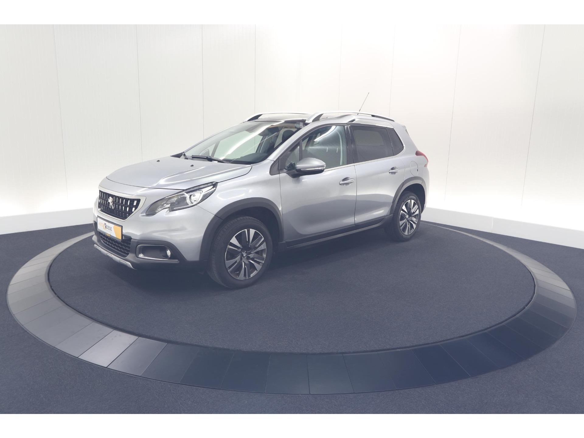Peugeot 2008 PureTech 110 Allure | Panoramadak | Apple Carplay | Navigatie | Parkeersensoren