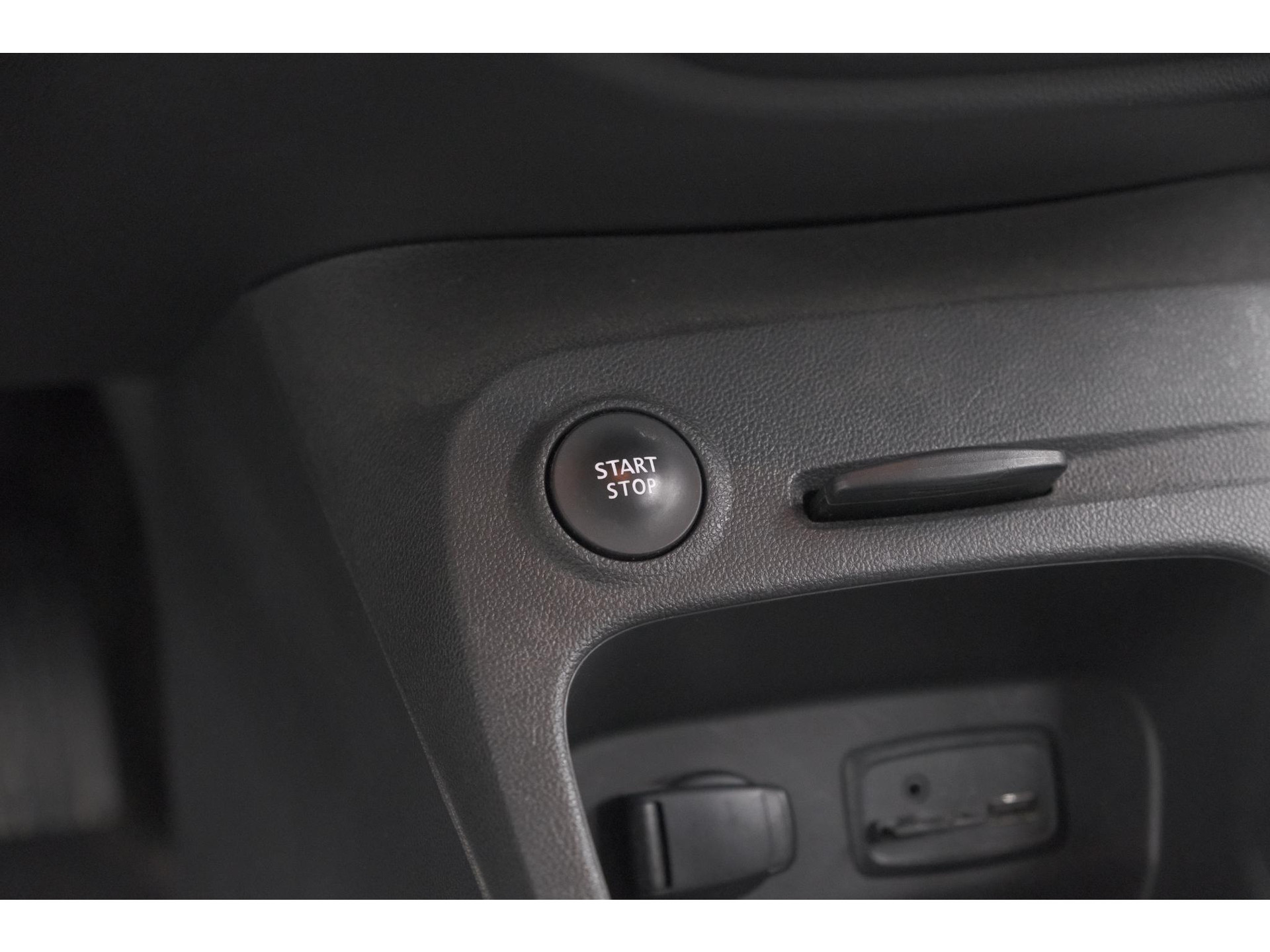 Renault Captur TCe 90 Intens | Camera | Dodehoekdetectie | Navigatie | Parkeersensoren