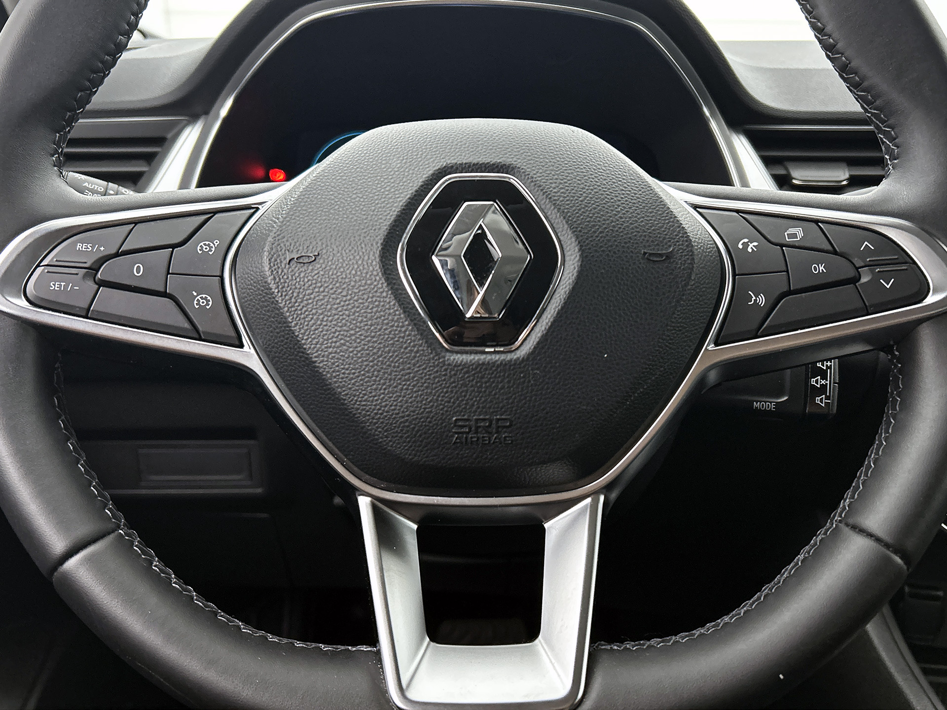 Renault Captur E-Tech full hybrid 145PK Techno | CAMERA | NAVI GROOT | STOELVERWARMING | KEYLESS