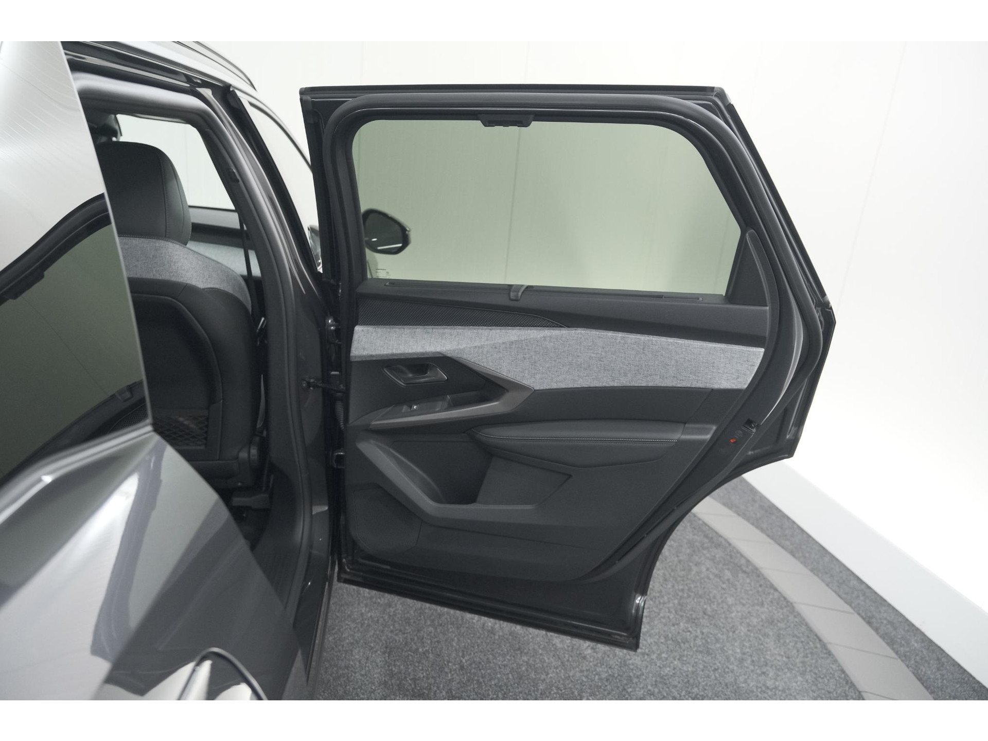 Peugeot 5008 HYbrid 145 e-DCS6 GT | Panoramadak | Camera | Elektrische Achterklep | Adaptieve Cruise Control