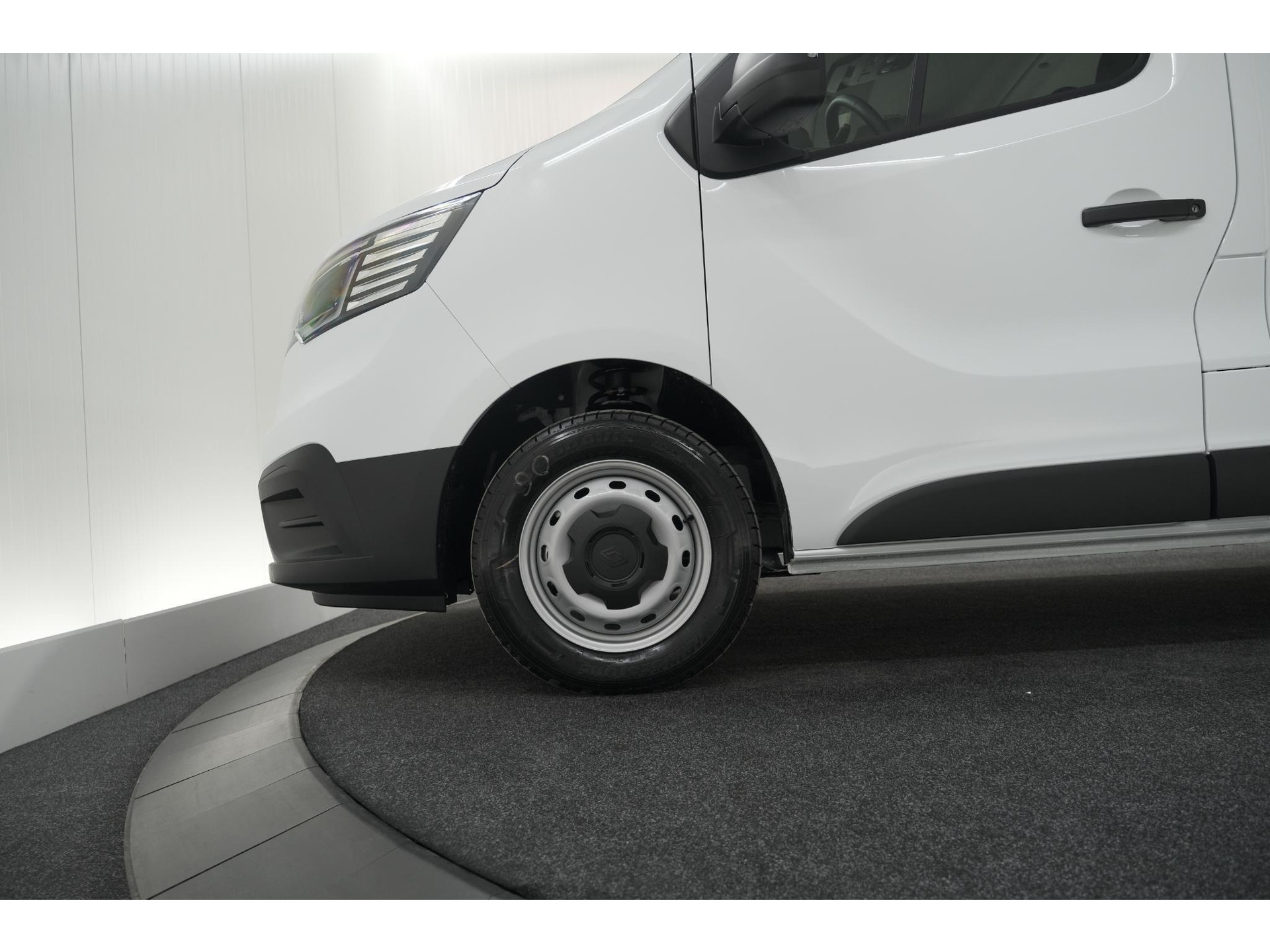 Renault Trafic 2.0 Blue dCi 130 T29 L2H1 Advance DC | 6 Zitplaatsen | Camera | Apple Carplay | Navigatie