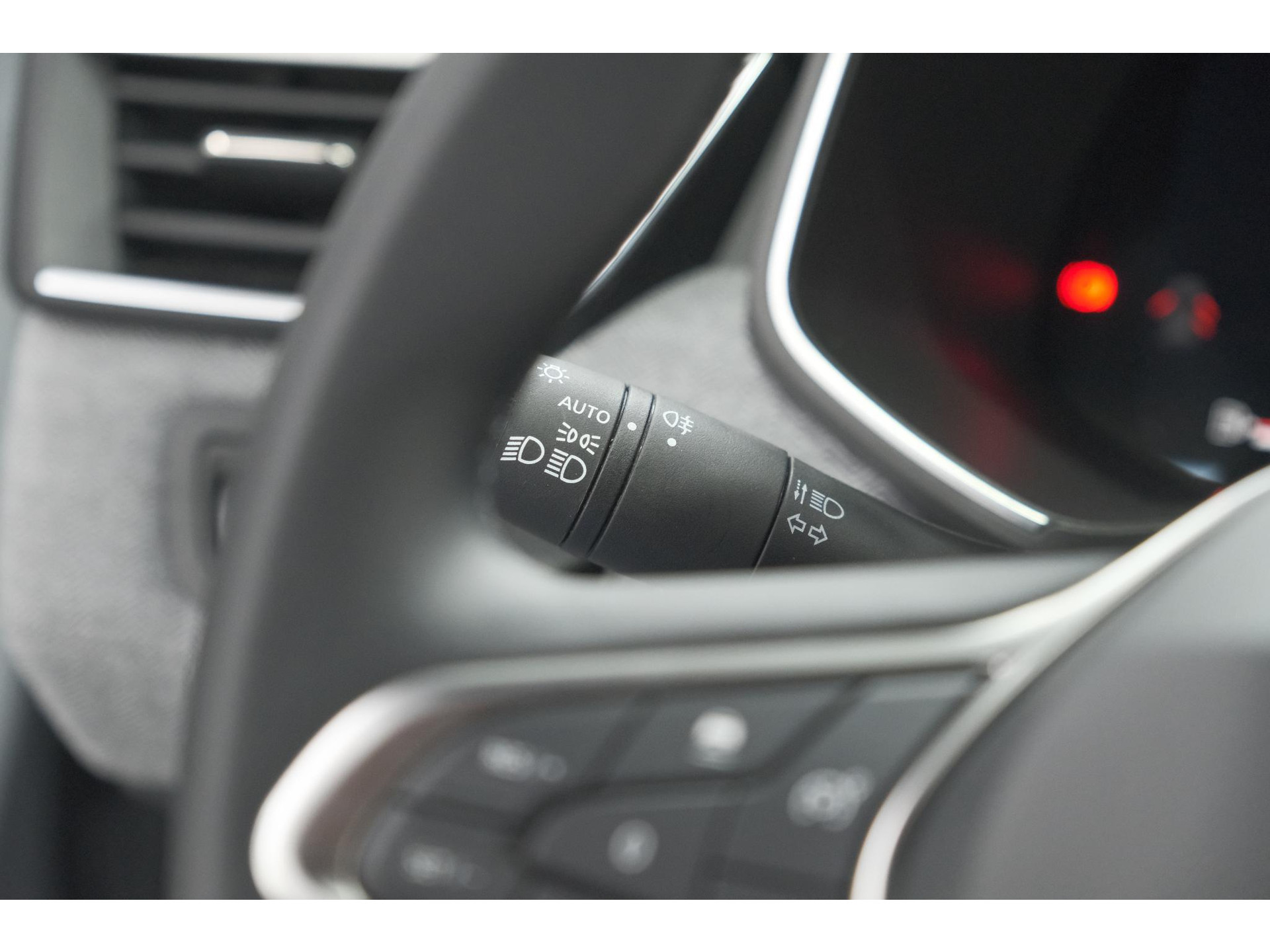 Renault Clio TCe 90 GPF techno | 360 Camera | Adaptieve Cruise Control | Navigatie | 9.3 Inch Groot Scherm