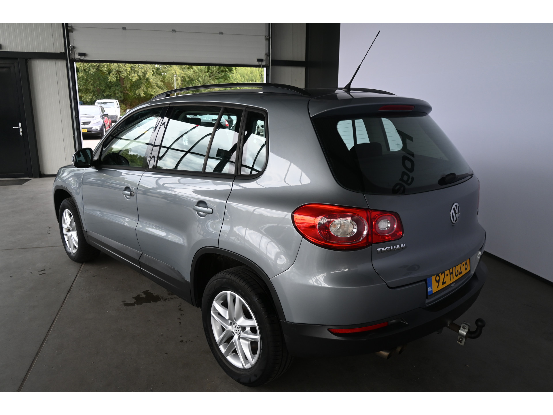 Volkswagen Tiguan 1.4 TSI Comfort&Design Ecc Airco Cruise Control Trekhaak Rijklaarprijs Inruil Mogelijk!
