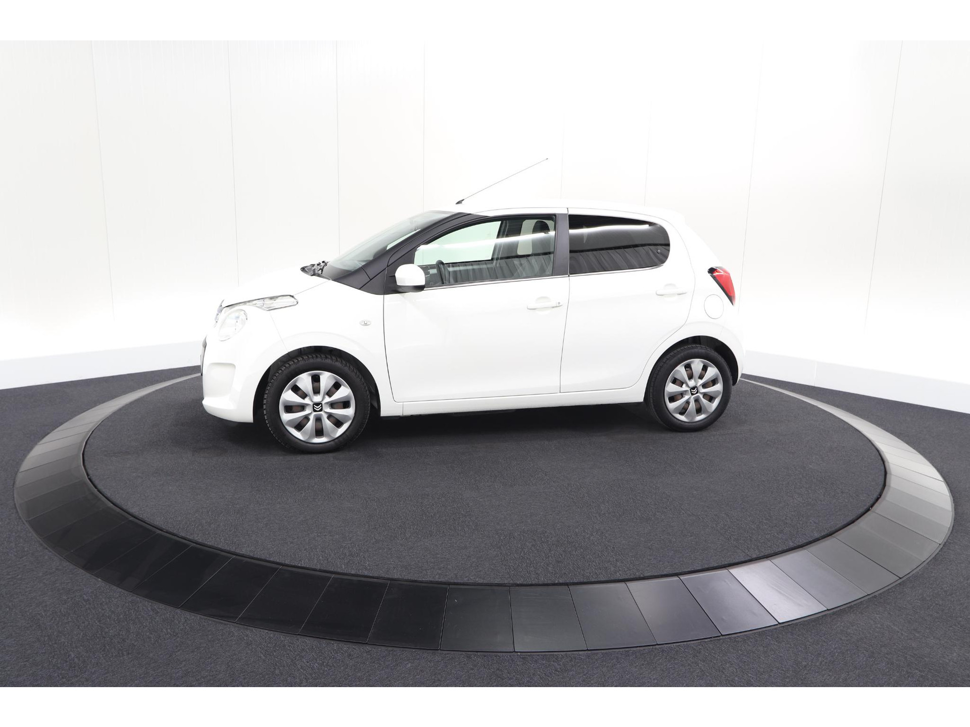 Citroen C1 1.0 VTi Feel | Bluetooth | Airco | Privacy Glas | 5 Deurs