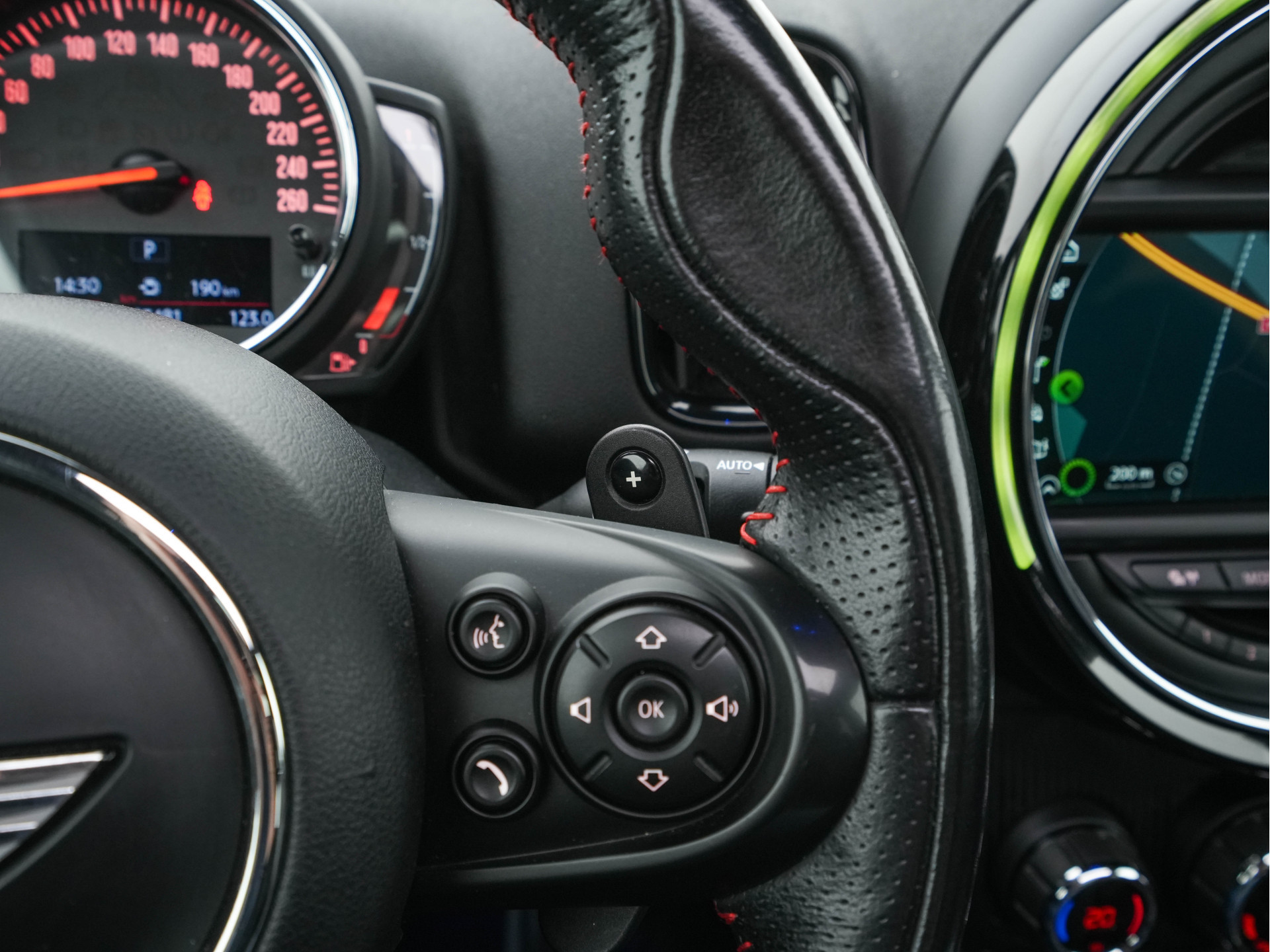 MINI Mini Countryman 2.0 Cooper SD John Cooper Works Chili Aut. *PANO | HEAD-UP | ADAPTIVE-CRUISE | FULL-LED | LEATHER-ALCANTARA  | HARMAN/KARDON | KEYLESS | CAMERA | DAB+ | AMBIENT-LIGHT | NAVI-FULLMAP | TOWBAR | HEATED-SPORTSEATS | SHIFT-PADDLES |.