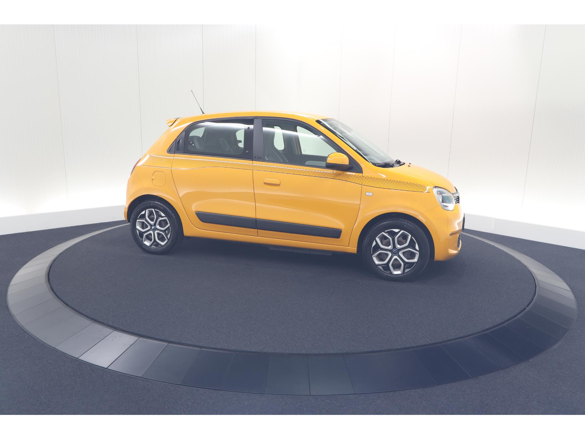 Renault Twingo Z.E. R80 Collection | Lage Kilometerstand | Apple Carplay | Climate Control