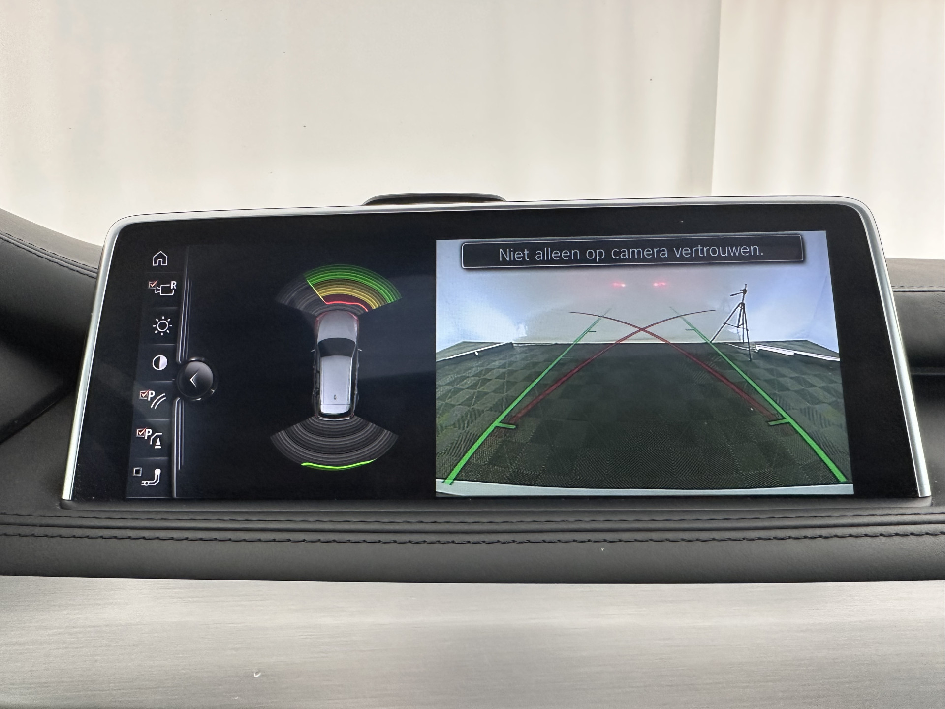 BMW X5 M50d M-Sportpack Aut. *PANO | HEAD-UP | LUXURY-LEATHER | ADAPTIVE-CRUISE | SOFT-CLOSE | BANG&OLUFSEN | TOP-VIEW | BLINDSPOT | NIGHT-VISION | MEMORY-PACK | DIGI-COCKPIT | HEATED-COMFORTSEATS | NAVI-FULLMAP |