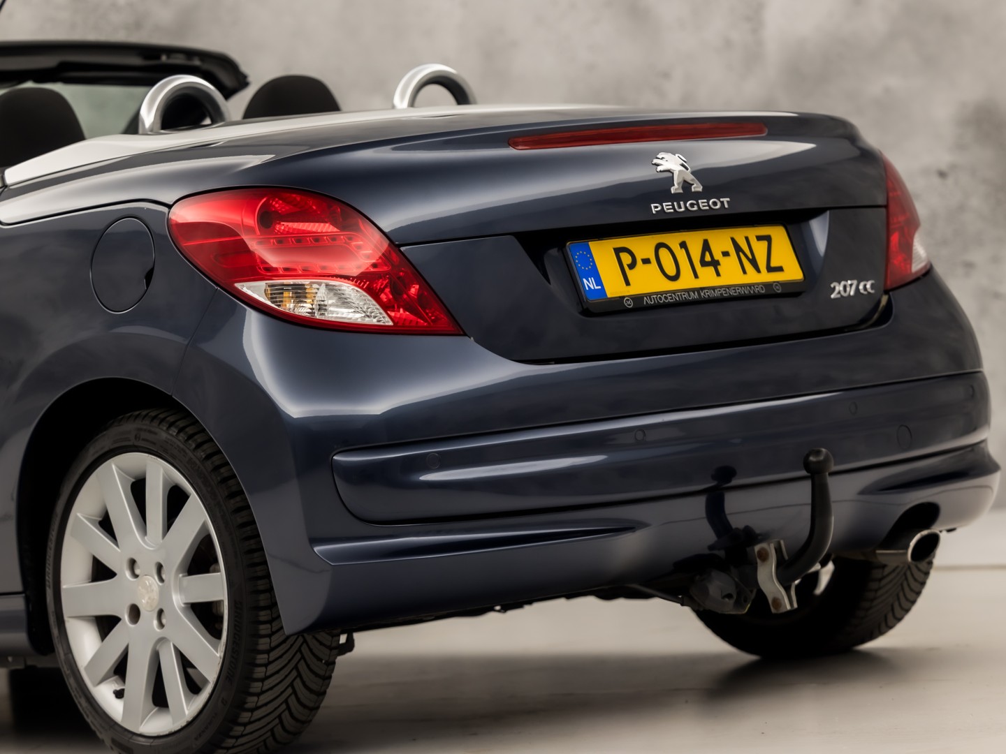 Peugeot 207 CC 1.6 VTi Sport (CLIMATE, TREKHAAK, CRUISE, SPORTSTOELEN, ELEKTRISCHE KAP, PARKEERSENSOREN, ELEK PAKKET, NIEUWSTAAT)