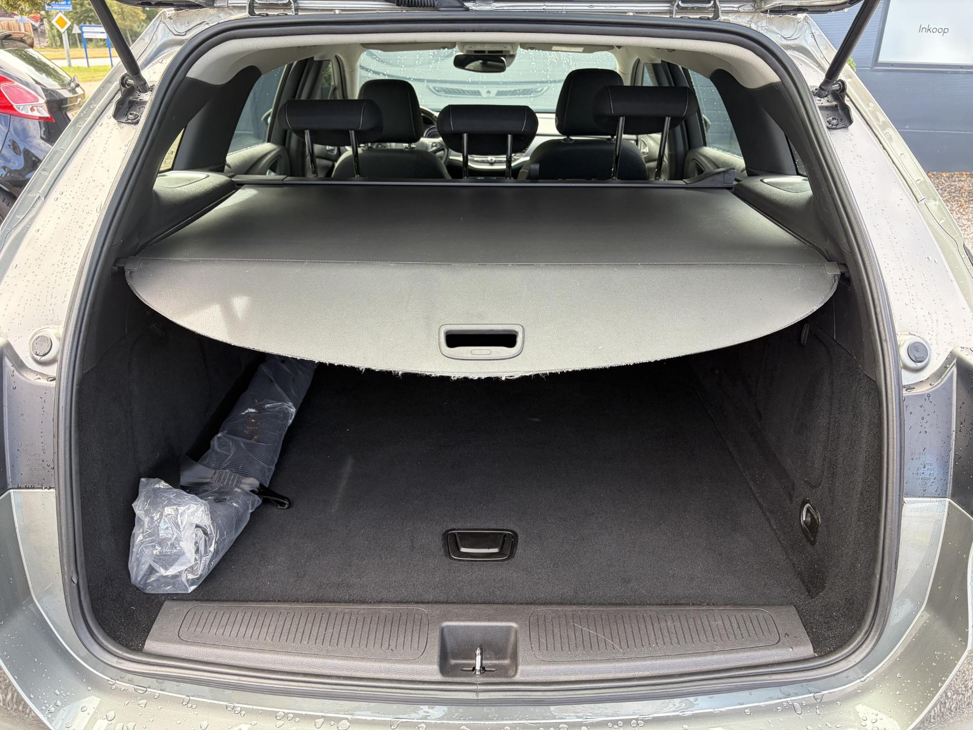 Opel Astra 1.2 Business Edition 147pk l 2e Eigenaar l Trekhaak l Navi l Carplay l 6 Bak l Clima l Cruise l Pdc V+A l Recent beurt gehad l Lm velgen l N.A.P l Apk tot 07-2028