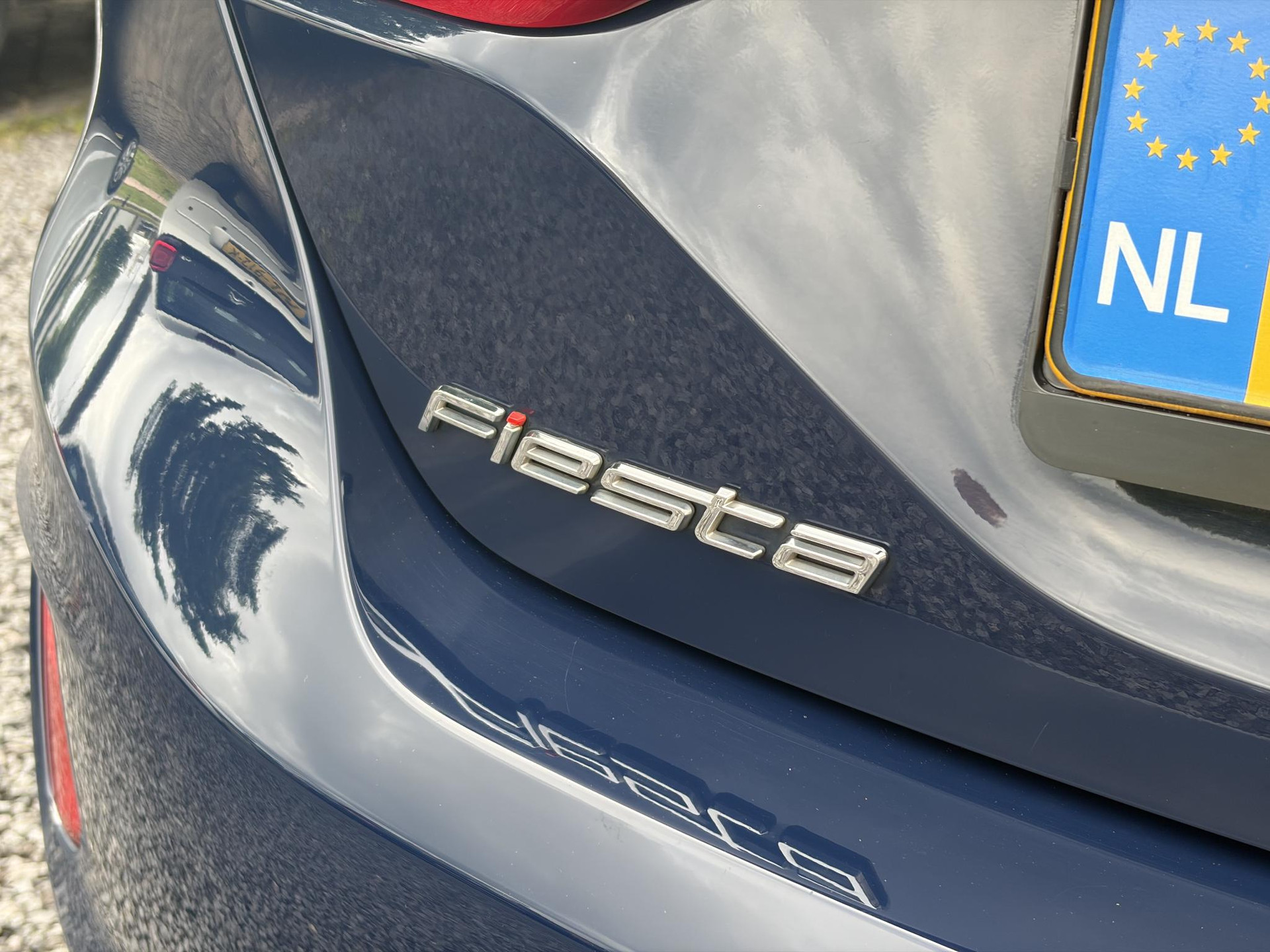 Ford Fiesta 1.1 Trend 2e Eigenaar,Airco,Cruise,5 Deurs,N.A.P,Recent beurt gehad,Rijstrooksensor,Apk tot 06-2027