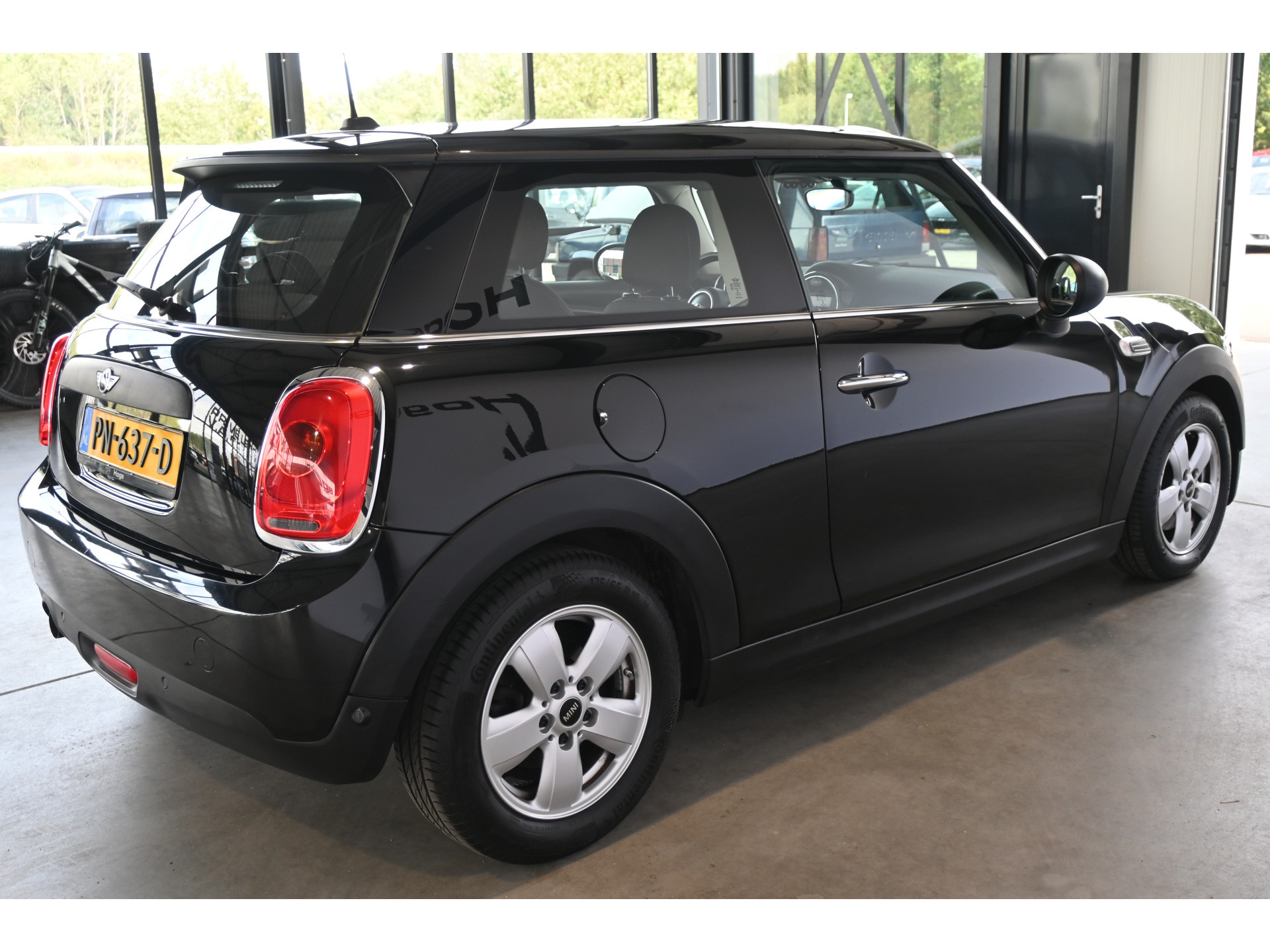MINI 3-Deurs 1.2 One Business Airco Cruise Lichtmetaal PDC Stoelverwarming Rijklaarprijs! Inruil Mogelijk!