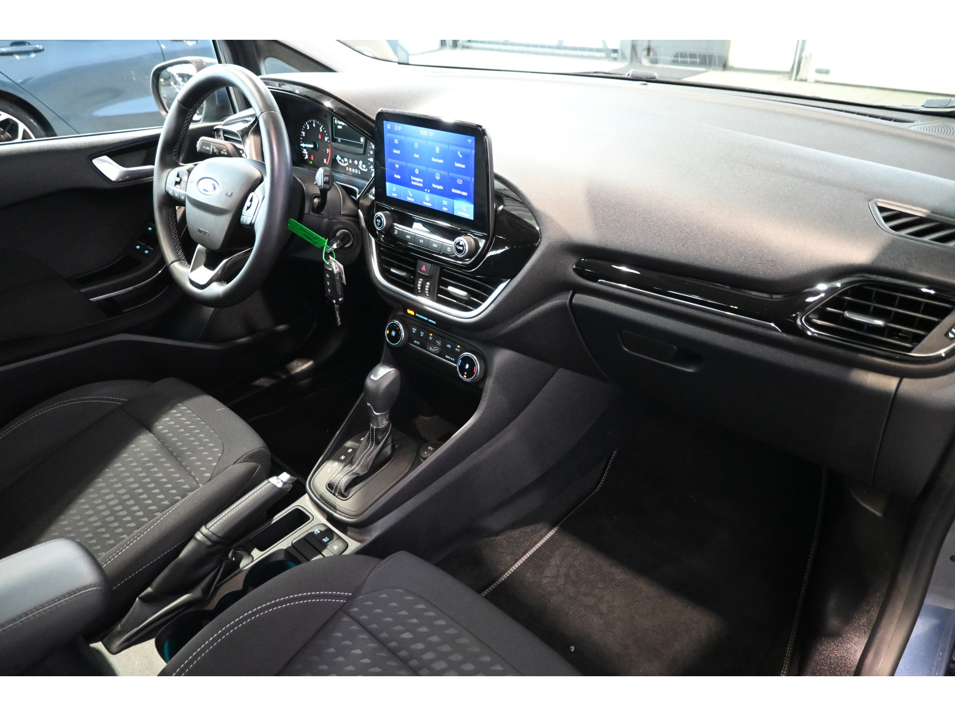 Ford Fiesta 1.0 EcoBoost Titanium Automaat Clima Navigatie LED Carplay Rijklaarprijs Inruil Mogelijk!