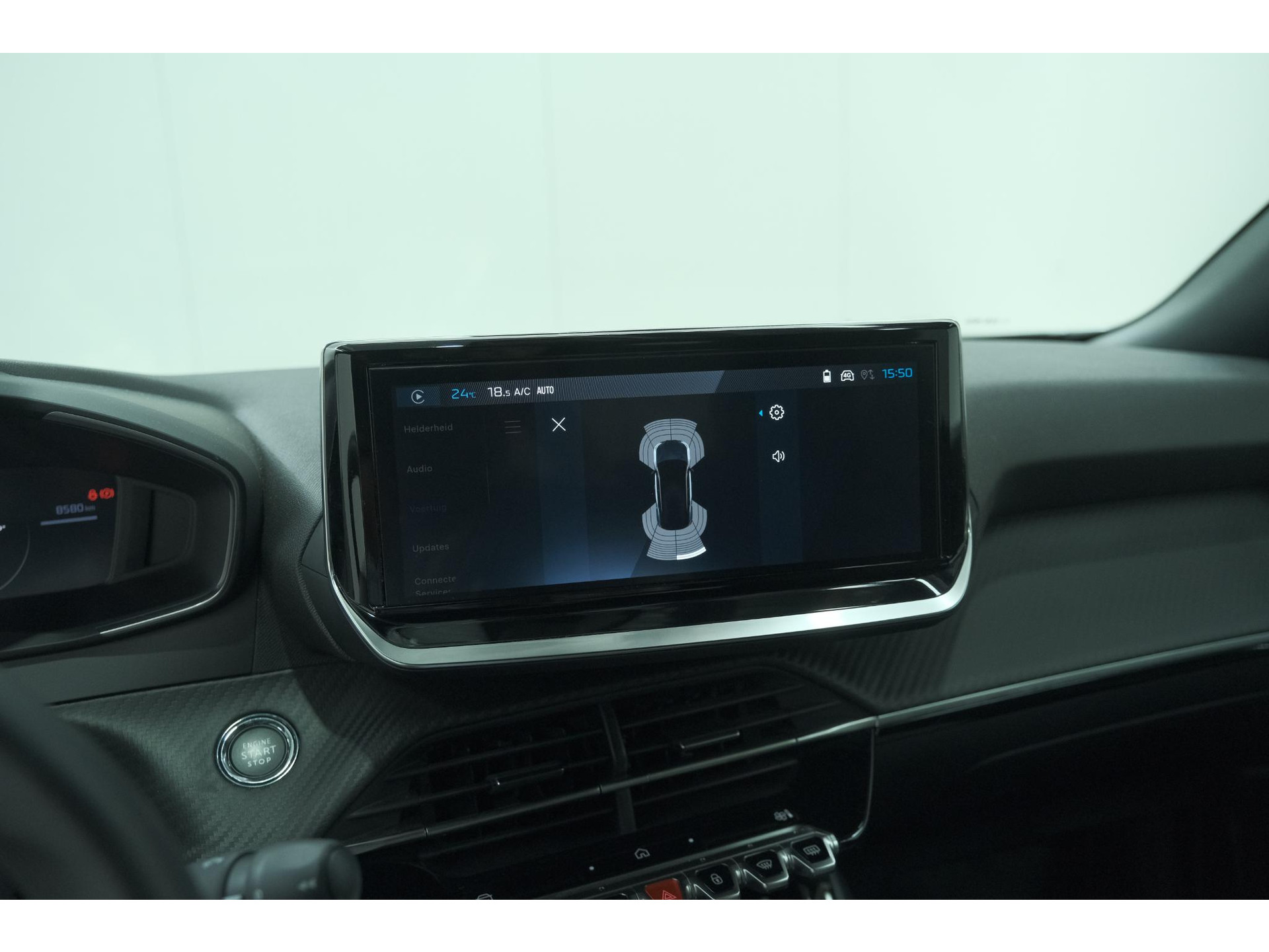 Peugeot e-2008 EV Allure 54 kWh | 97,9% SOH | 11 KW Lader | Apple Carplay | Parkeersensoren