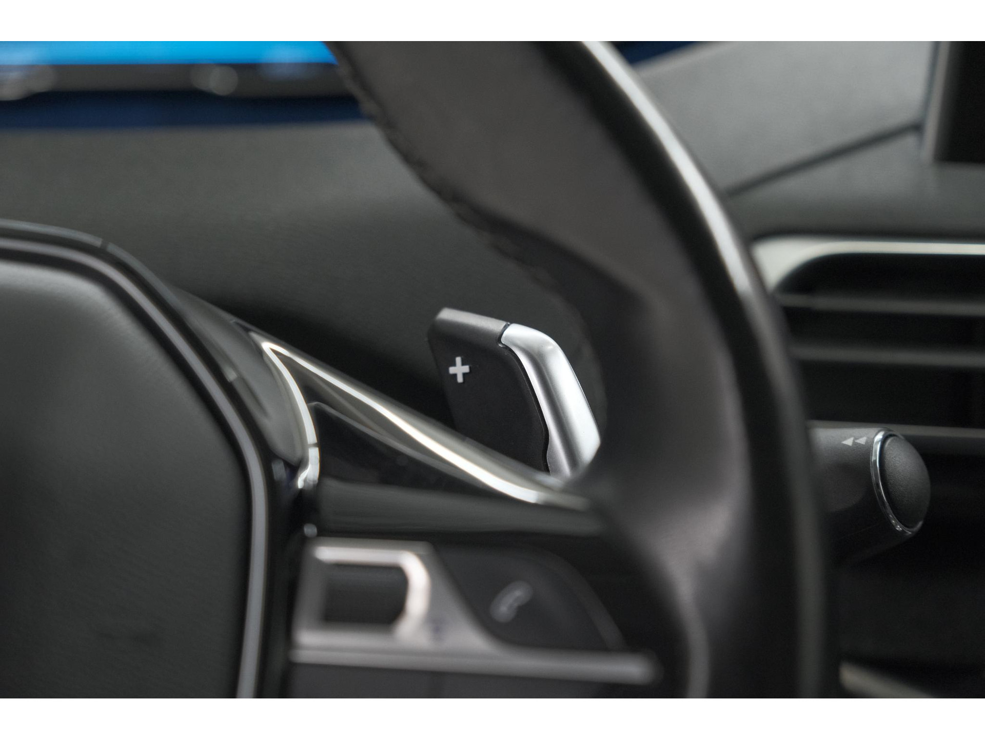 Peugeot 5008 PureTech 130 EAT8 Crossway | Trekhaak | Camera | Navigatie | Apple Carplay
