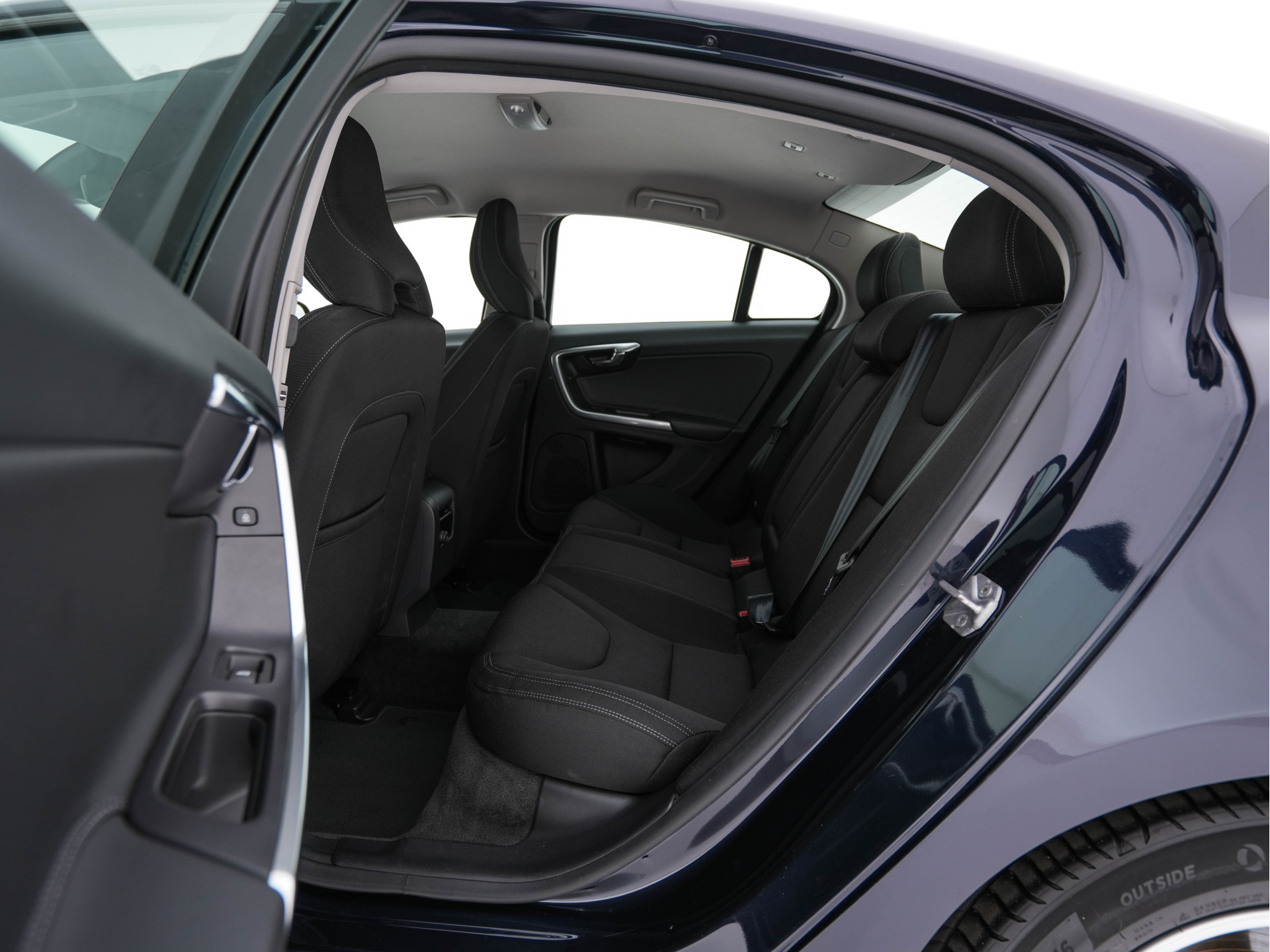 Volvo S60 2.0 D4 Kinetic Business-Pack-Connect *NAVI-FULLMAP | COMFORT-SEATS | ECC | PDC | CRUISE | TOWBAR | 16''ALU *