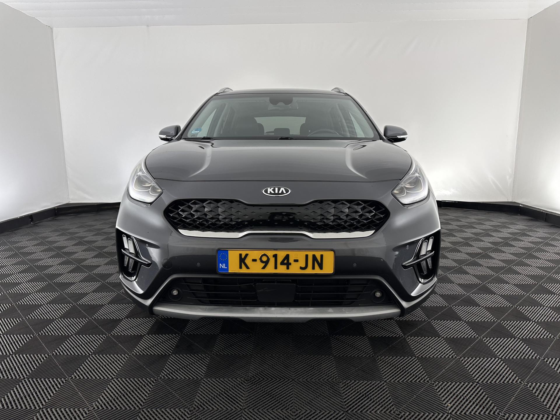 Kia Niro 1.6 GDi Hybrid Dynamic Plus Line (INCL-BTW) Aut. *LEATHER | FULL-LED | ADAPTIVE-CRUISE | BLINDSPOT | HEATED-COMFORTSEATS | CAMERA | KEYLESS | NAVI-FULLMAP | AMBIENTLIGHT | LANE-ASSIST | TOWBAR | 16''ALU*
