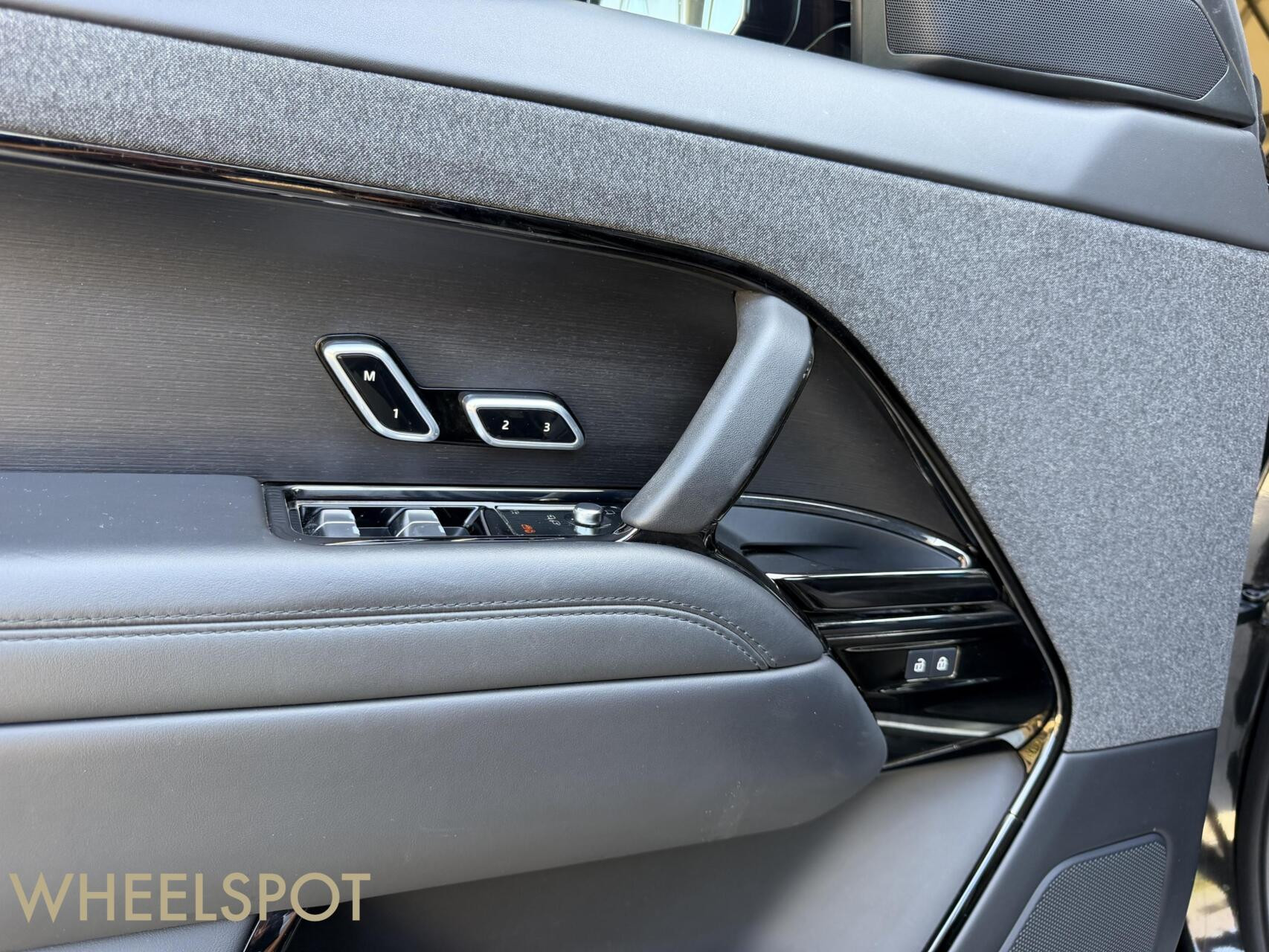 Range Rover Sport 3.0 P440e Dynamic HSE|Pano|Lucht|360|BTW