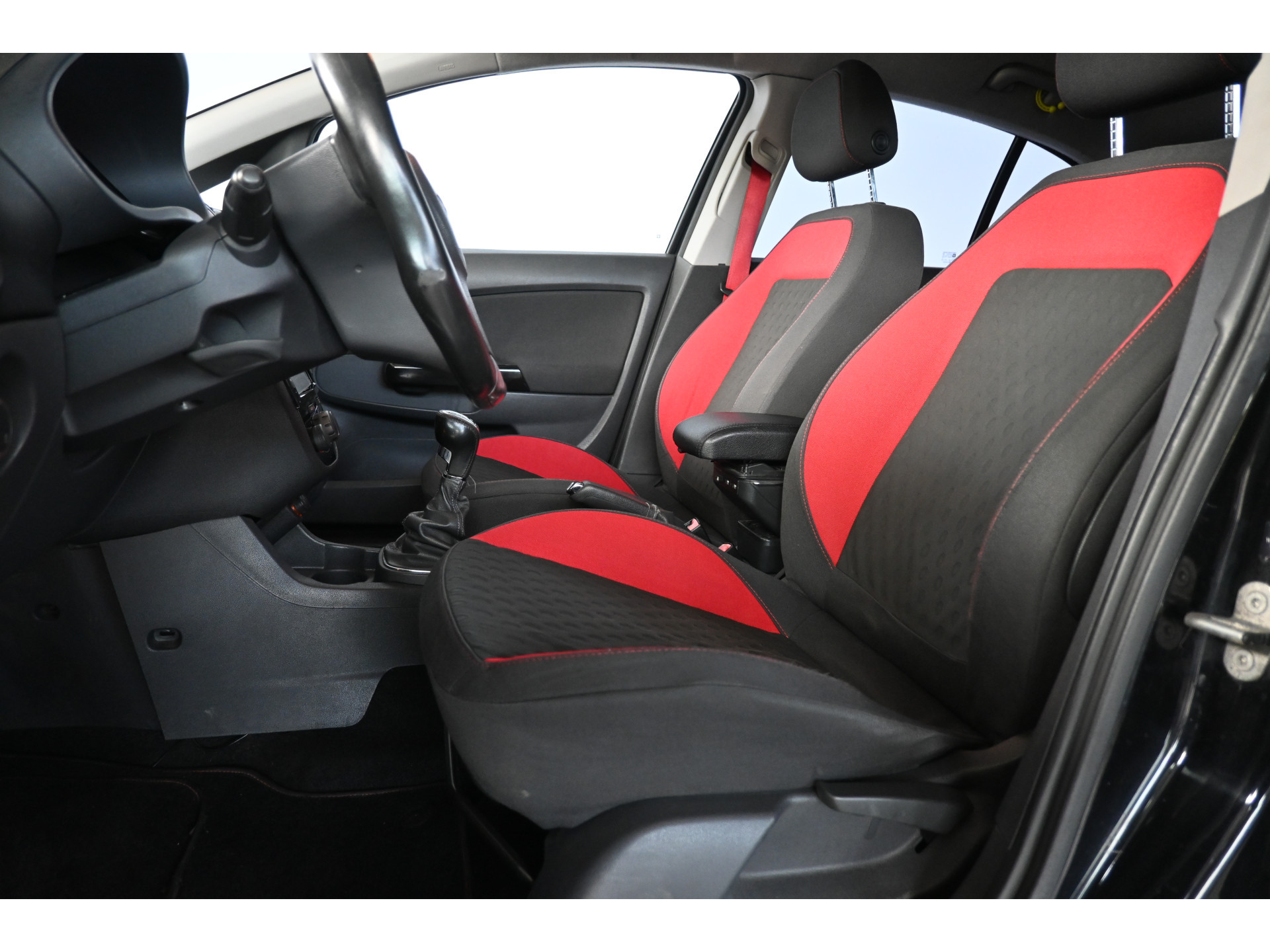 Opel Corsa 1.6-16V GSI 150 PK! Cruise control Lichtmetaal Navigatie Xenon Elektrisch Pakket Inruil Mogelijk!