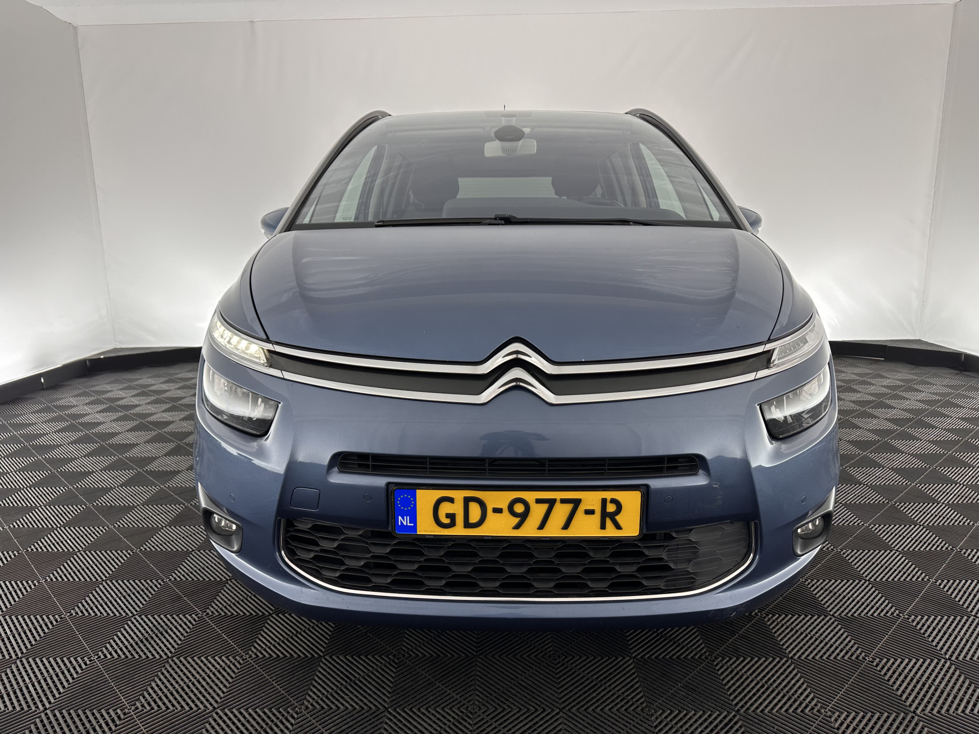 Citroën Grand C4 Picasso 1.6 BlueHDi Shine [ 7-Pers ] *NAVI-FULLMAP | DIGI-COCKPIT | CAMERA | COMFORT-SEATS | KEYLESS | ECC | TOWBAR | PDC | CRUISE | PRIVACY-GLASS | 17''ALU*