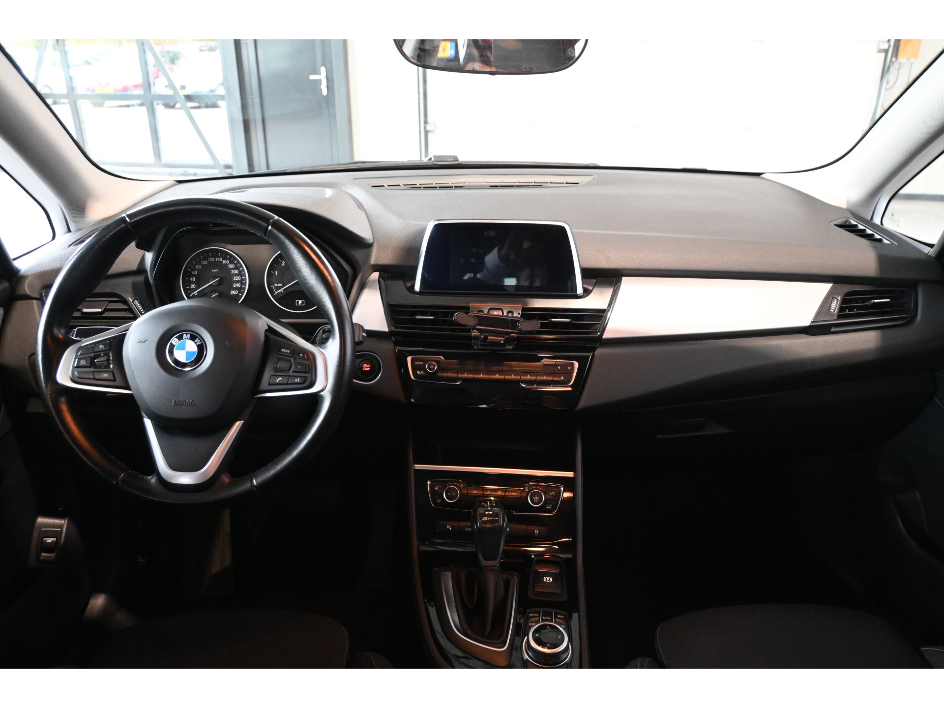 BMW 2-serie Active Tourer 225xe iPerformance Executive Automaat Navigatie Goed Onderhouden! Inruil Mogelijk!