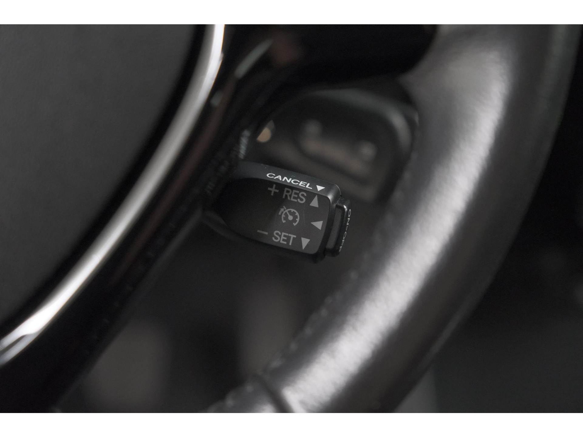 Citroen C1 1.0 VTi Feel | AllSeason banden | Radio | Bluetooth | Airco | 5 Deurs