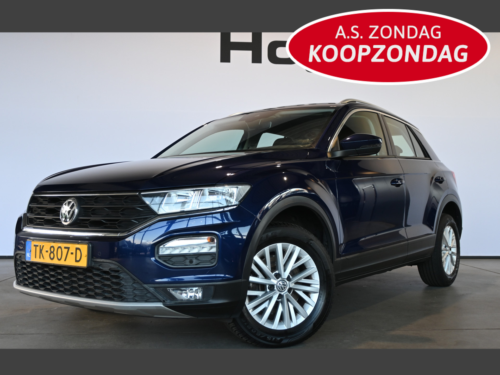 Volkswagen T-Roc 1.0 TSI Style Clima Adaptieve cruise Navigatie PDC Licht metaal Inruil mogelijk