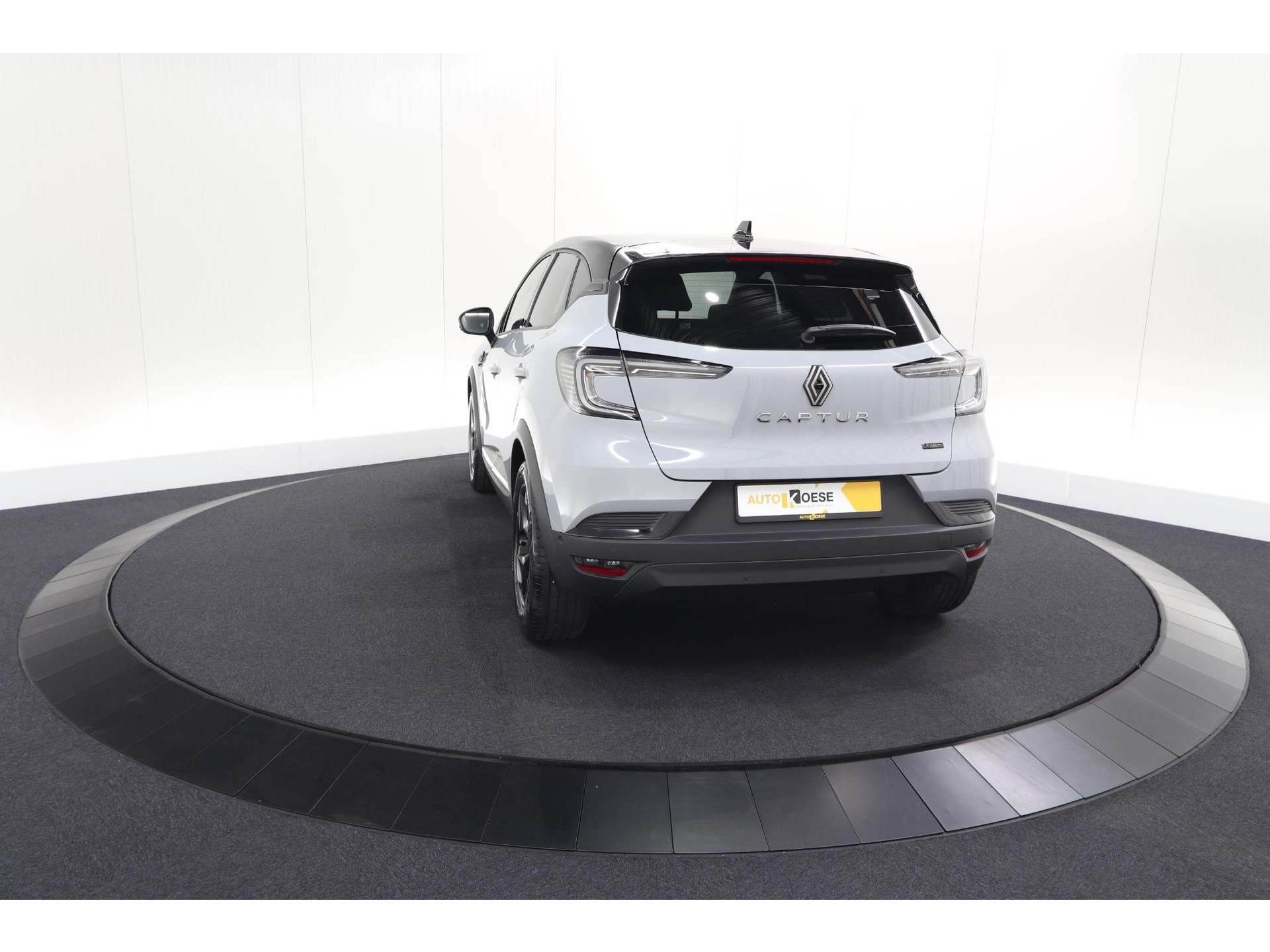 Renault Captur 1.8 E-Tech full hybrid 160 techno | Camera | Adaptieve Cruise Control | Navigatie