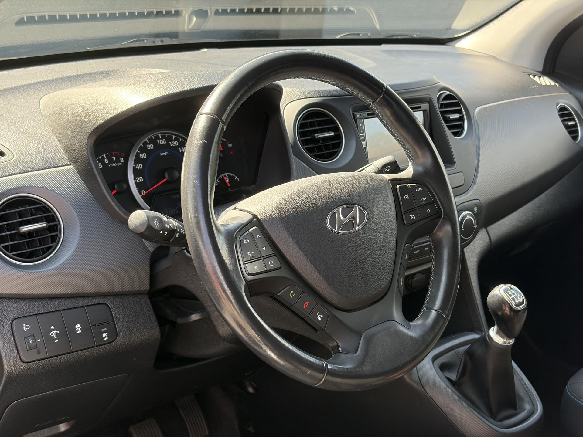 Hyundai i10 1.0i i-Motion Go! 2016 ✓Navi✓Clima✓Cruise✓Recent beurt gehad✓2eEigenaar✓5 Deurs✓N.A.P✓Weinig km✓Zeer Zuinig✓Apk tot 03-2027
