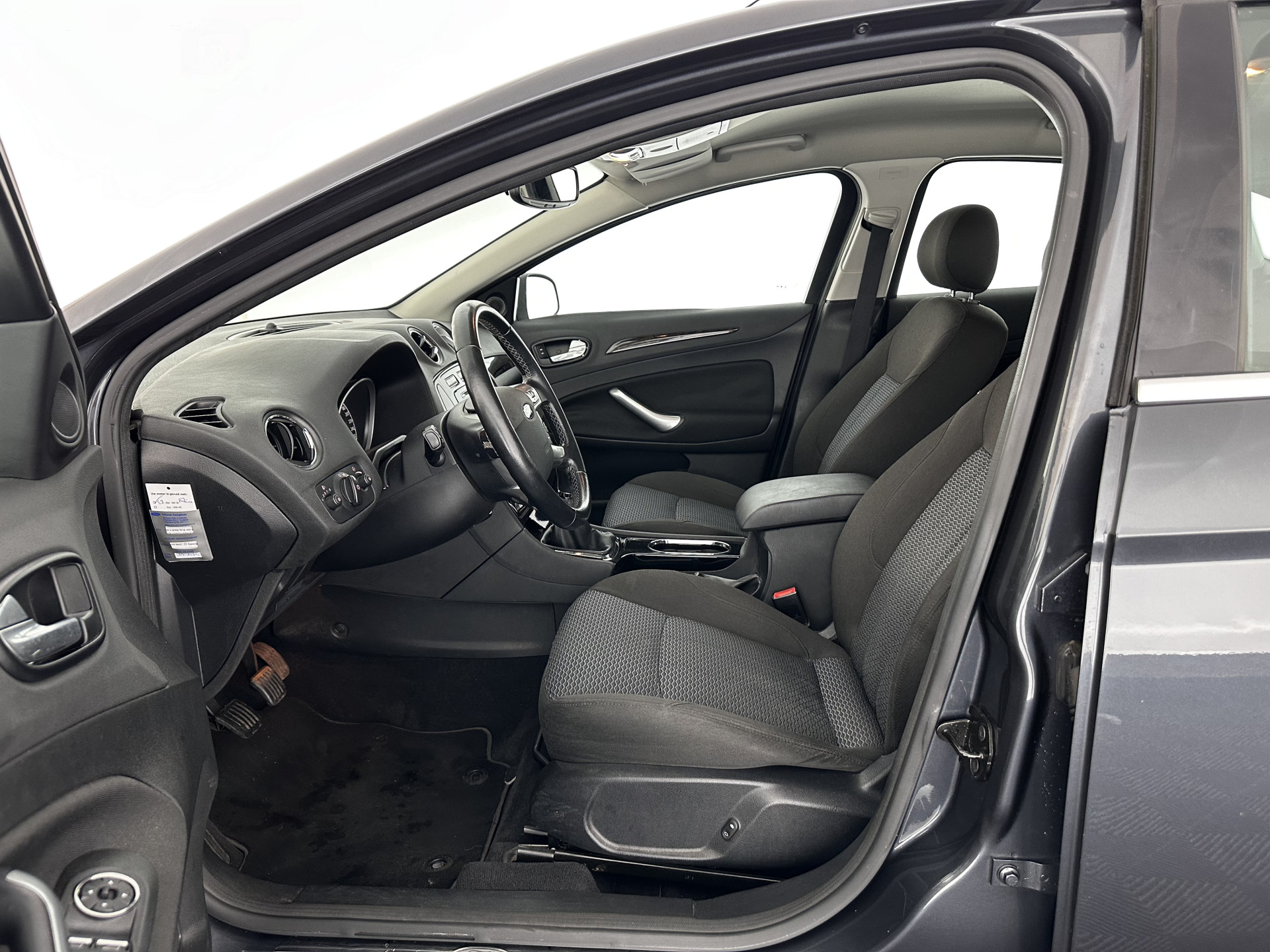 Ford Mondeo 2.0-16V Ghia *NAVI-FULLMAP | ECC | PDC | CRUISE | COMFORT-SEATS | 16"ALU*