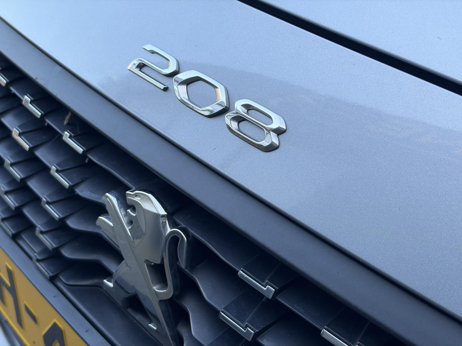 Peugeot 208 1.2 PureTech Blue Lease Active 2e Eigenaar,Navi,D-riem vv 07-2025,Pdc,Clima,Cruise,Rijstrooksensor,N.A.P,Bj 12-2019,Apk tot 08-2027