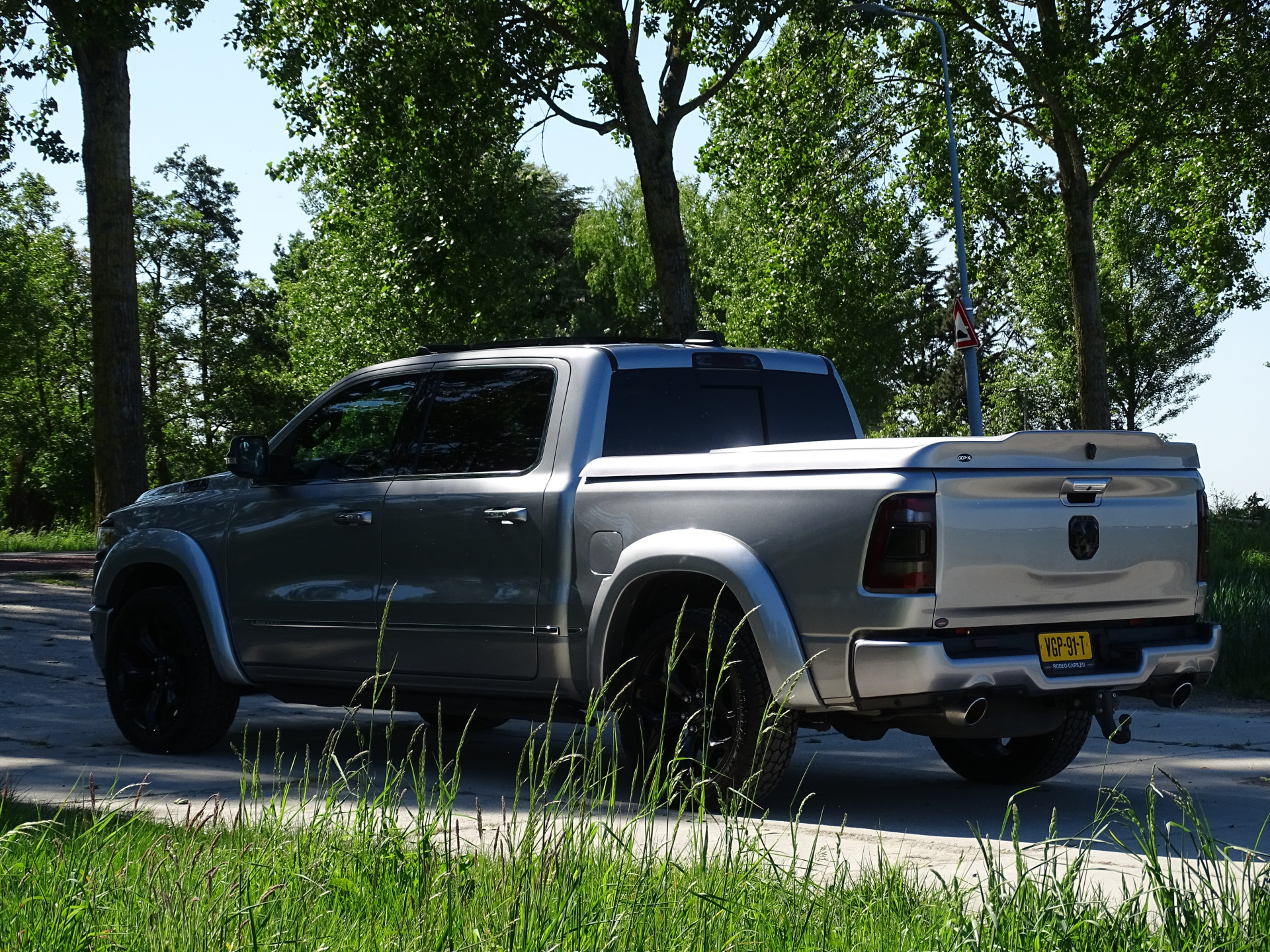 Dodge Ram 1500 5.7 V8 4x4 Crew Cab Limited
