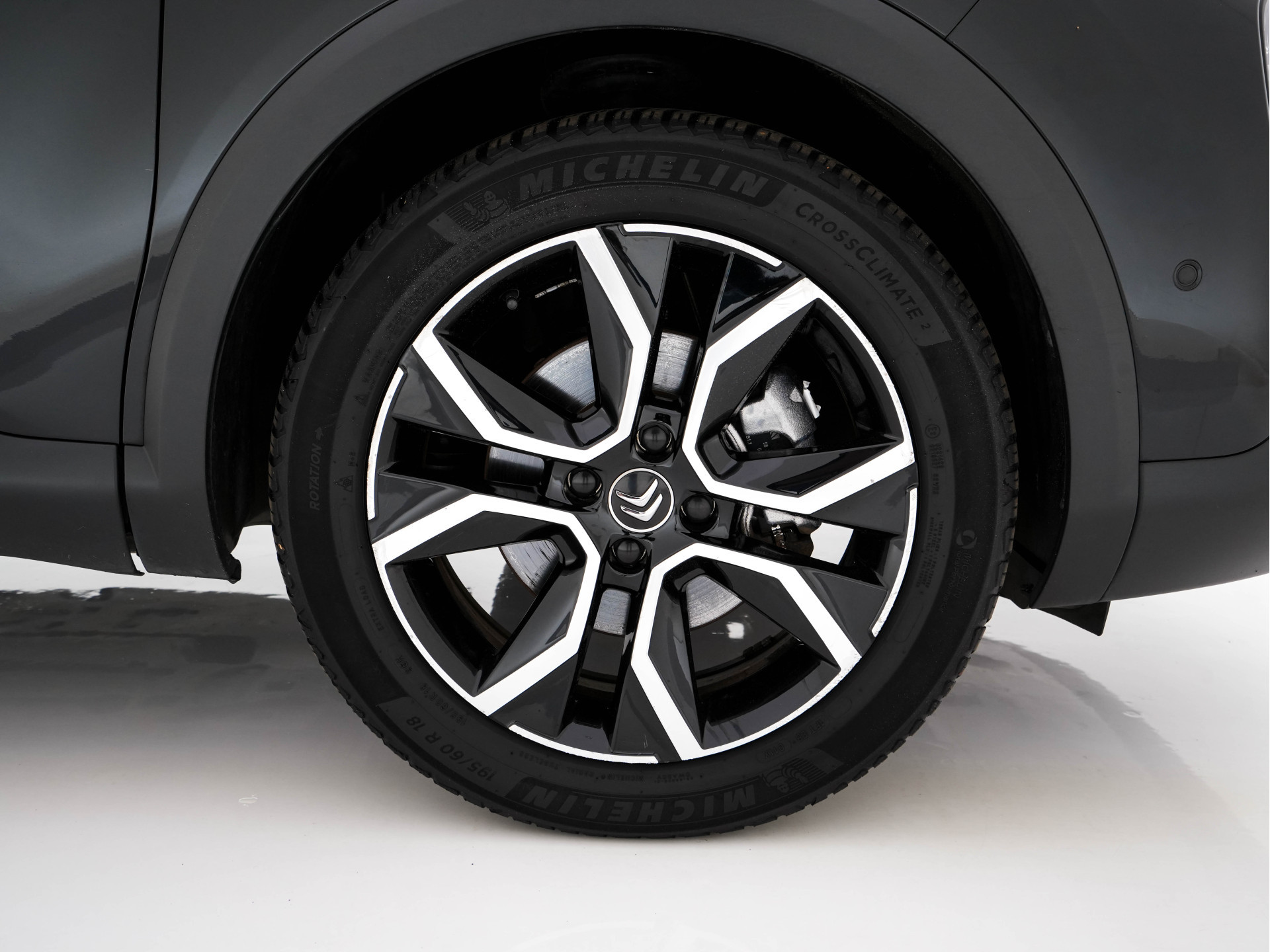 Citroën Ë-C4 Feel 50 kWh [ 3-Fase-11kW ] (SOH-91%) (INCL-BTW) *PANO | HEAD-UP | LEATHER-FABRIC | FULL-LED | DIGI-COCKPIT | BLINDSPOT | CARPLAY | COMFORT-SEATS | ECC | LANE-ASSIST | KEYLESS | PDC | CRUISE | DAB  | CCS-FASTLOADER | 18''ALU*