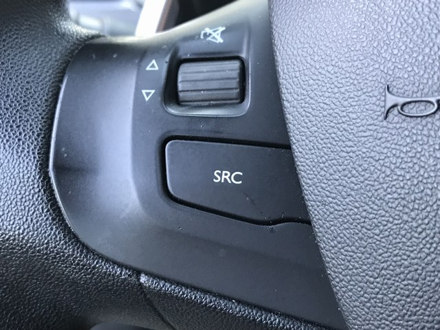 Peugeot 208 1.2 Automaat - V E R K O C H T