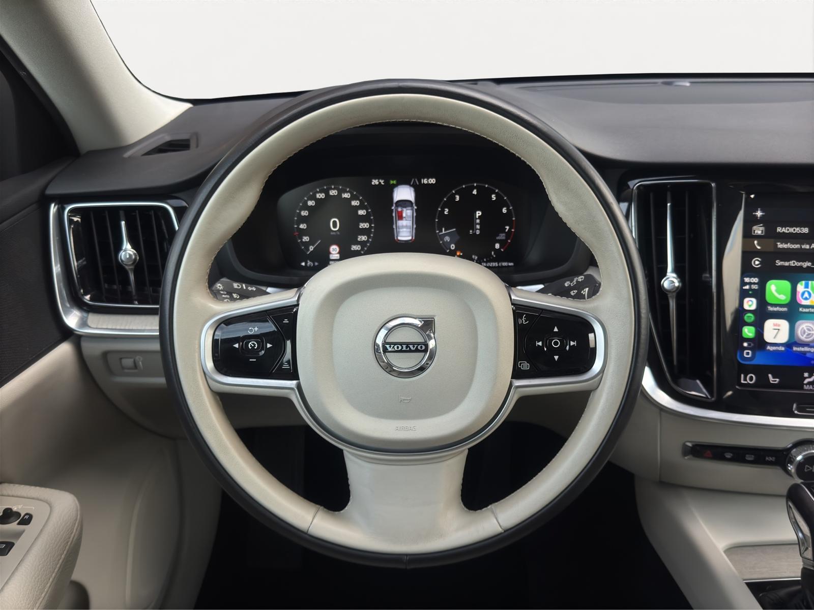 Volvo V60 2.0 T5 250PK Inscription Pano Head-UP Trekhaak