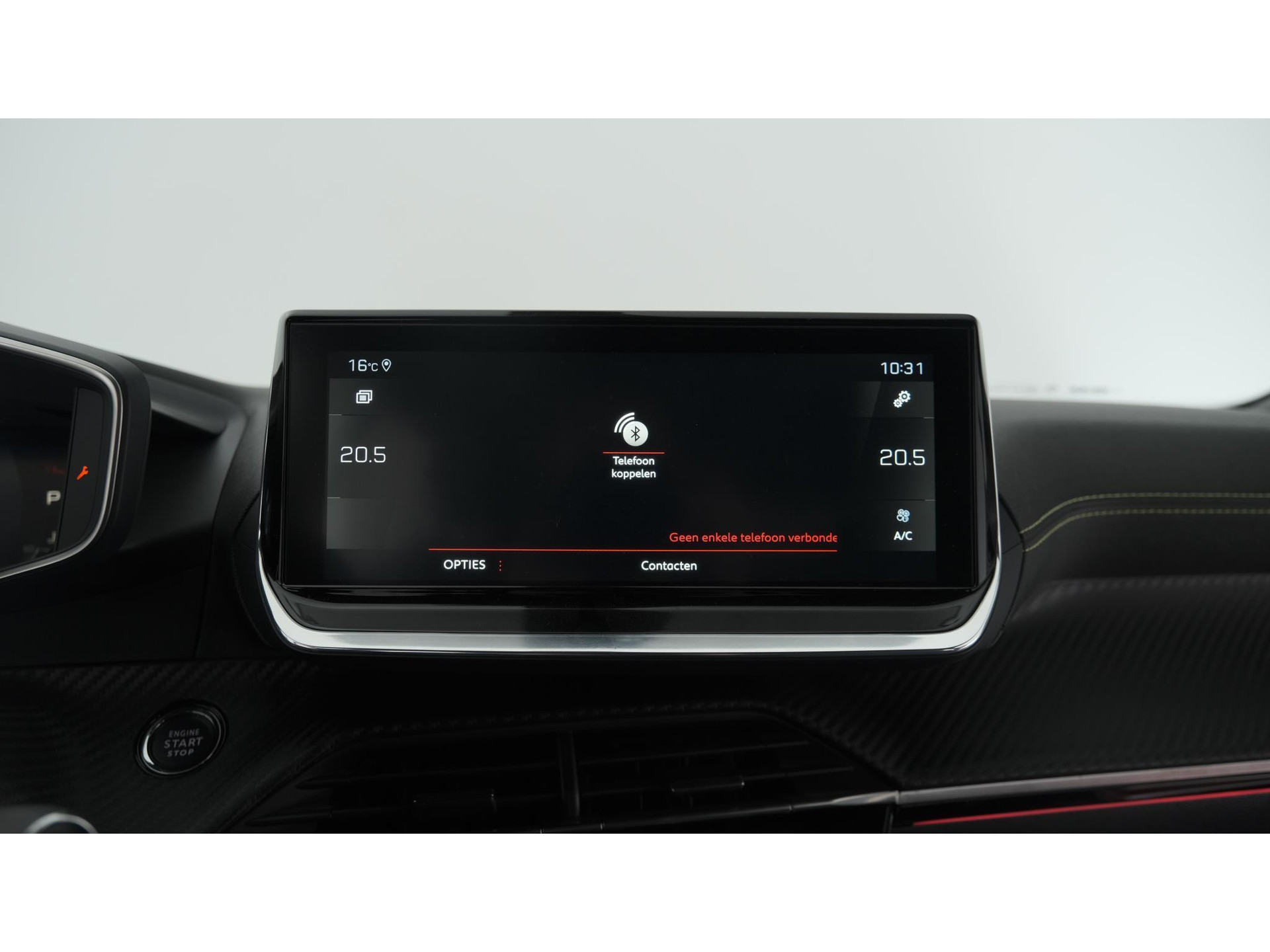 Peugeot 2008 PureTech 130 GT | Camera | Dodehoekdetectie | Navigatie | Parkeersensoren | Stoelverwarming