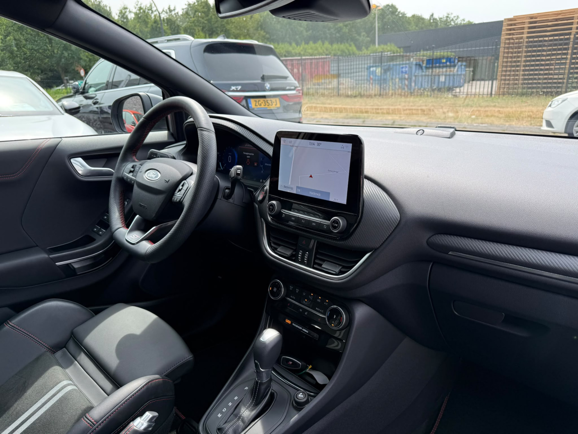 Ford Puma 1.0 EcoBoost Hybrid ST-X | AUTOMAAT | PANO DAK | 3/6/12 MND GARANTIE | NAVI | ACC | PDC | LANE ASSIST |