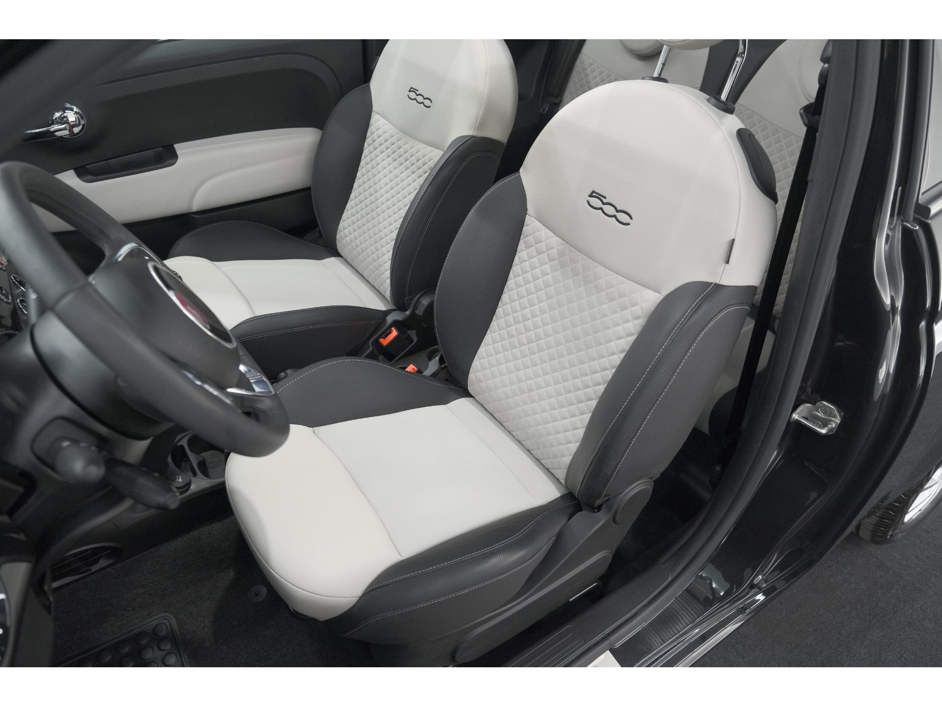 Fiat 500 C 1.0 Hybrid Dolcevita | Apple Carplay | Parkeersensoren | Climate Control