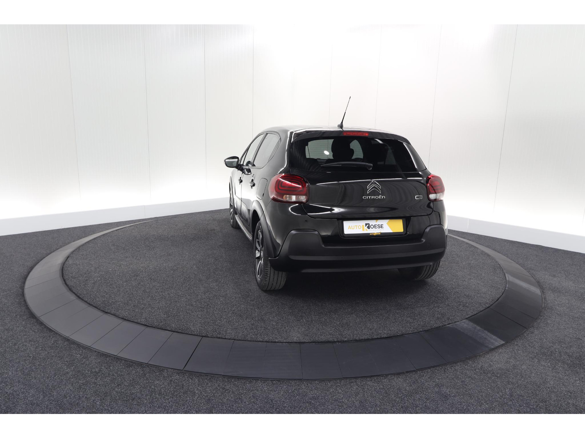 Citroen C3 PureTech 110 EAT6 Max | Apple Carplay | Parkeersensoren | Climate Control | 16 Inch Lichtmetalen Velgen