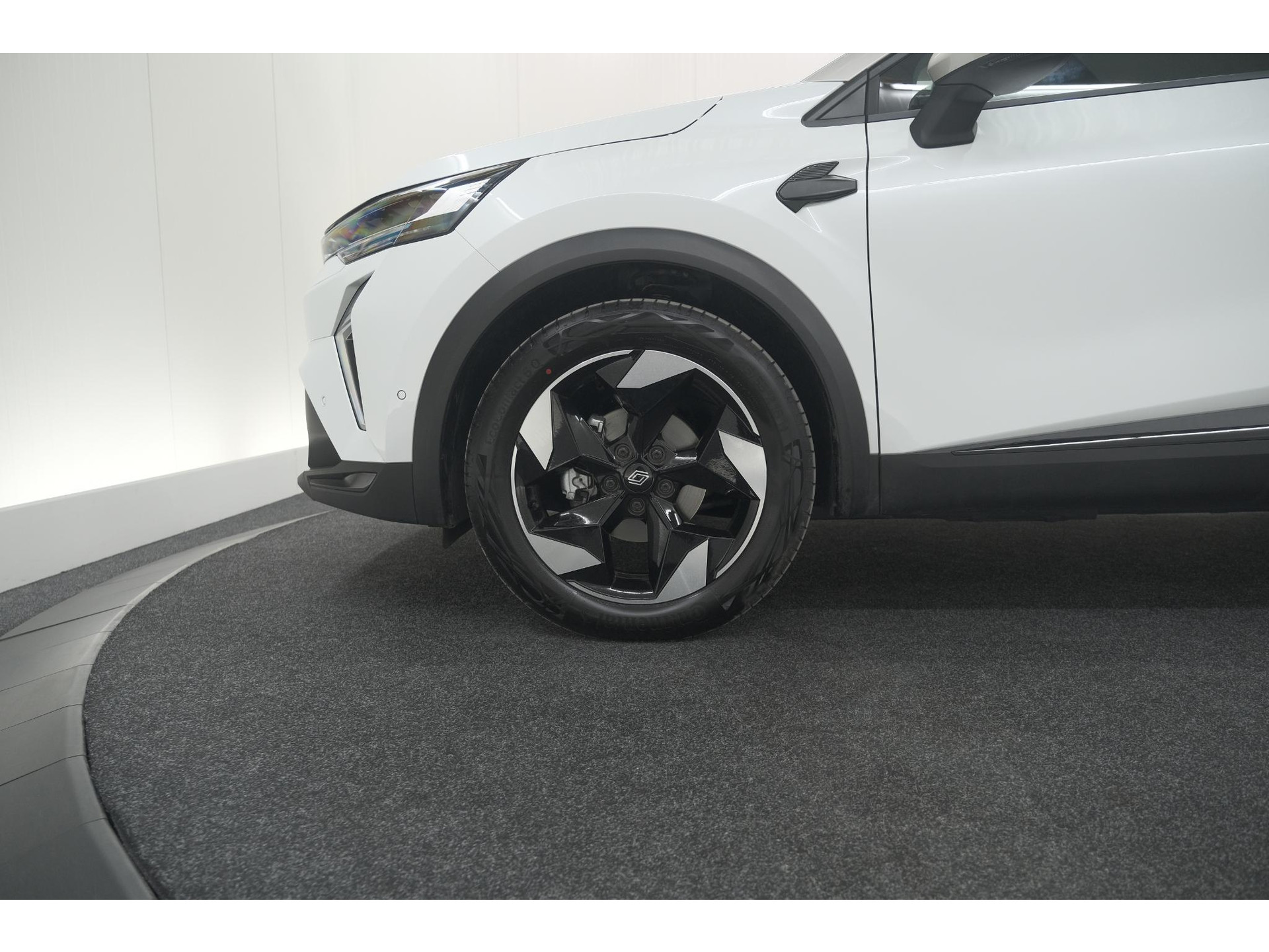 Renault Captur Mild Hybrid 160 EDC Techno | Camera | Navigatie | Apple Carplay | Pack Full Screen