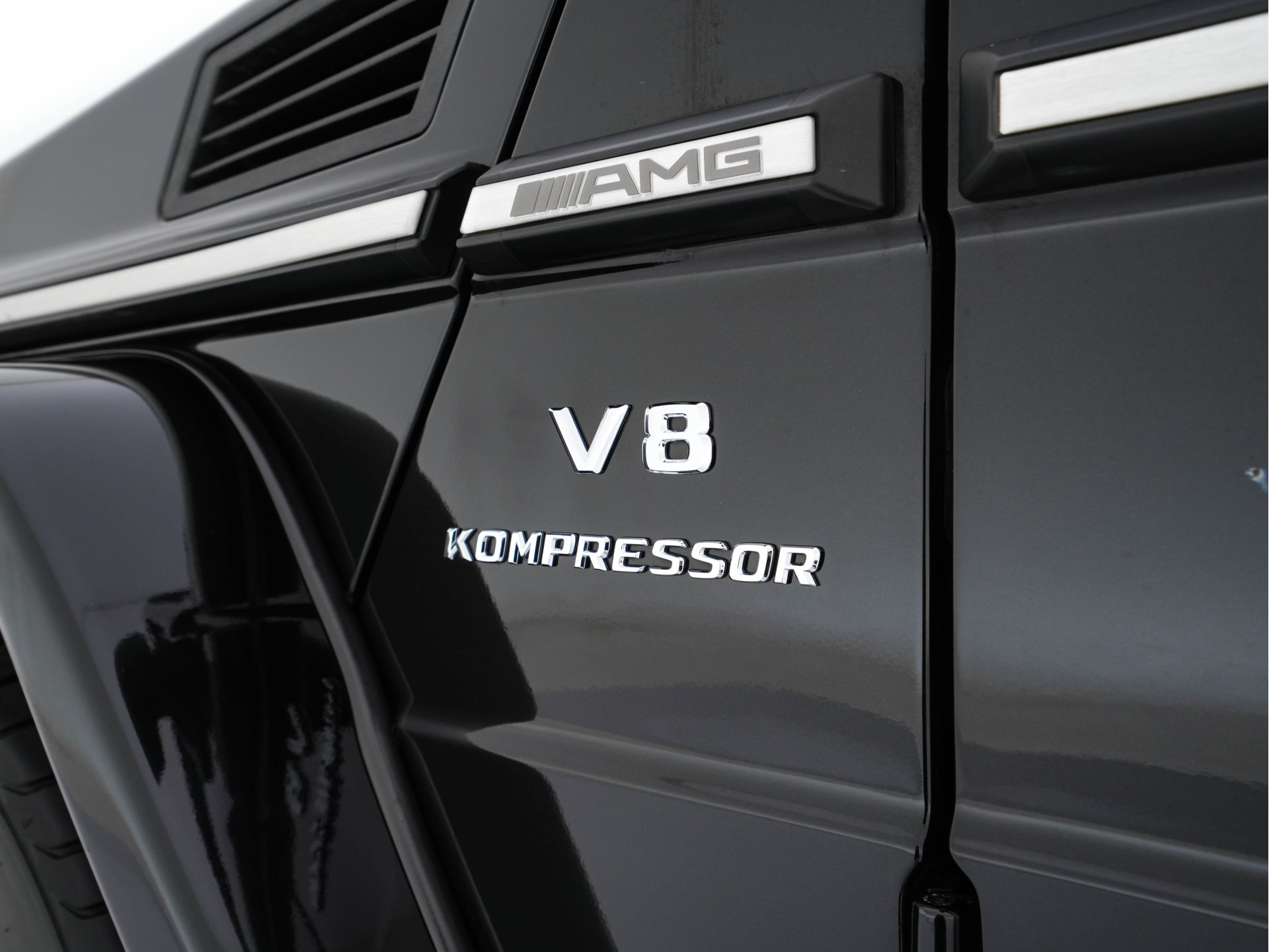 Mercedes-Benz G-klasse AMG 55 Kompressor Lang AMG Aut. *PANO | LUXURY-DESIGNO-LEATHER | XENON | HARMAN/KARDON | MEMORY-PACK | CAMERA | NAVI-FULLMAP | HEATED-COMFORTSEATS | PIRVACY-GLASS | 20''ALU | TOWBAR*