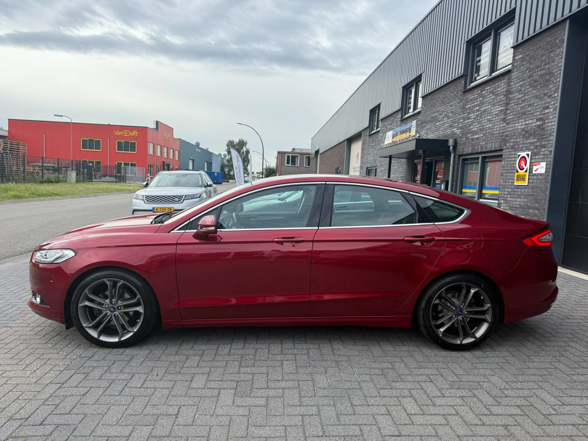Ford Mondeo 2.0 Titanium | 3E EIGENAAR | 3/6/12MND GARANTIE | AUTOMAAT | LED | DODEHOEK | ACC | NAVI | TREKHAAK |SFEERVERL. | LMV |