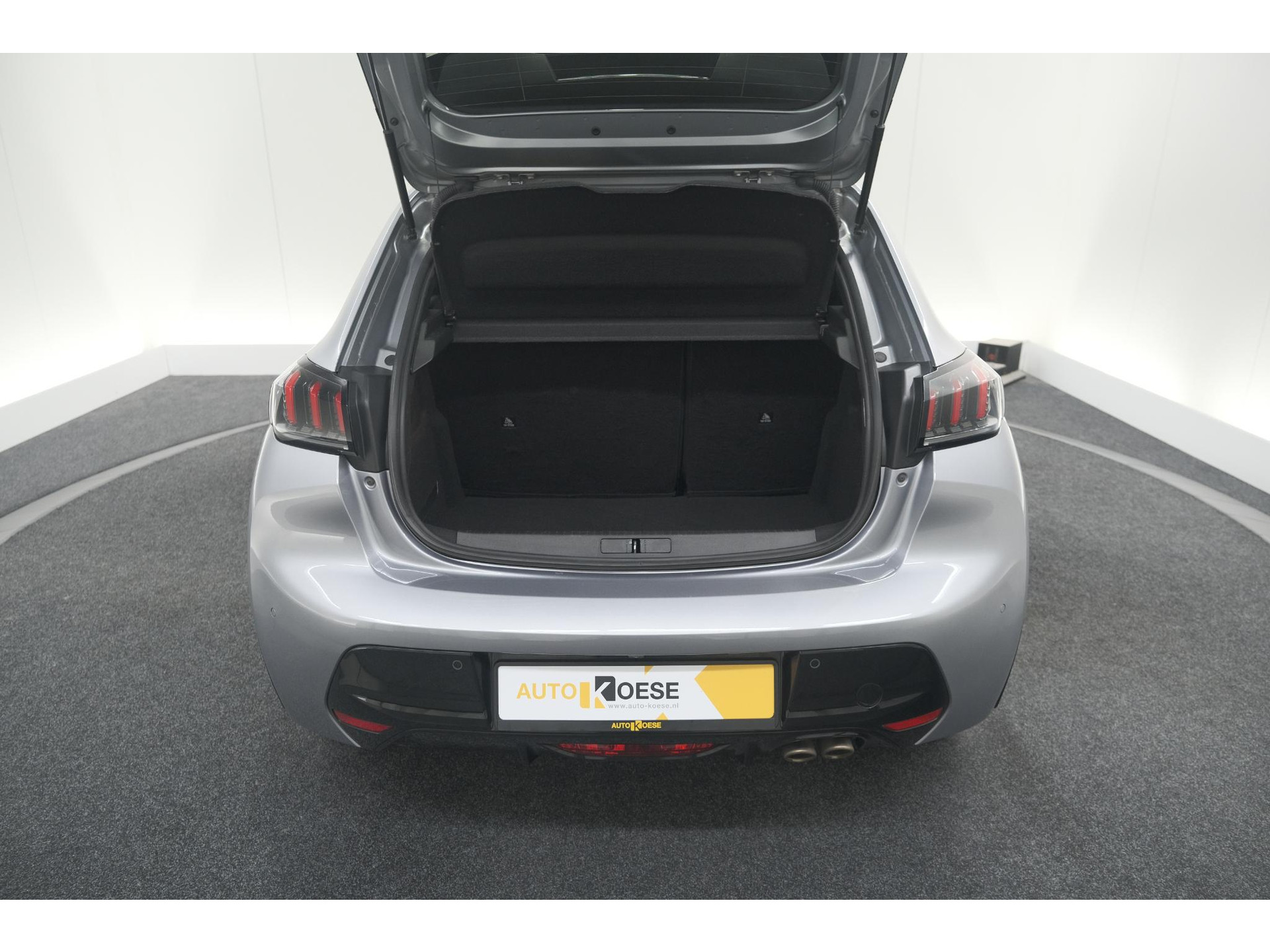 Peugeot 208 PureTech 131 EAT8 GT | Camera | Dodehoekdetectie | Navigatie | Carplay