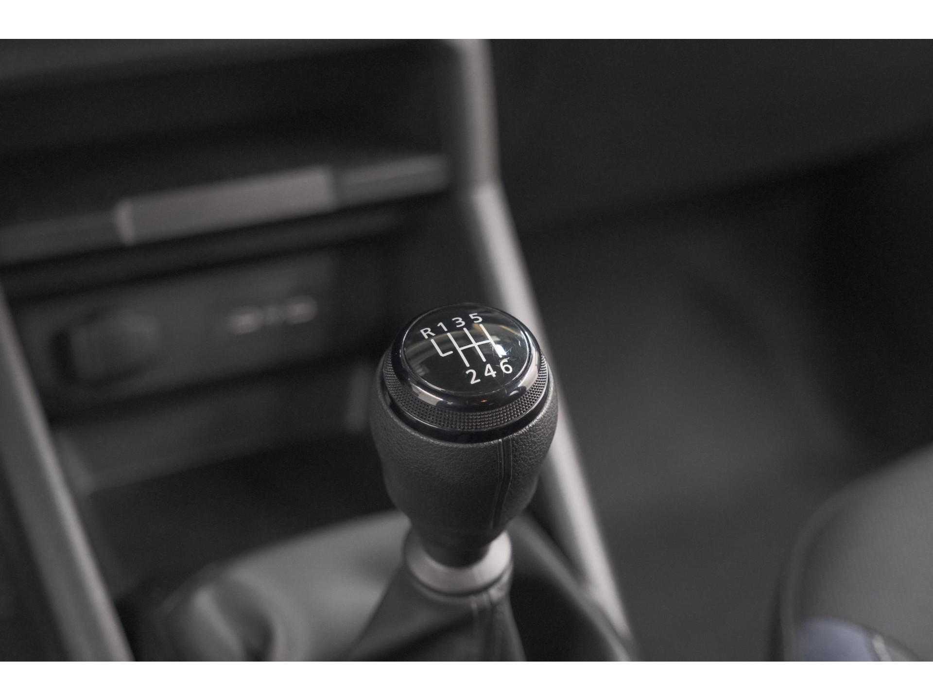 Dacia Duster Mild Hybrid 130 Expression | Camera | Stoelverwarming | Apple Carplay | Navigatie