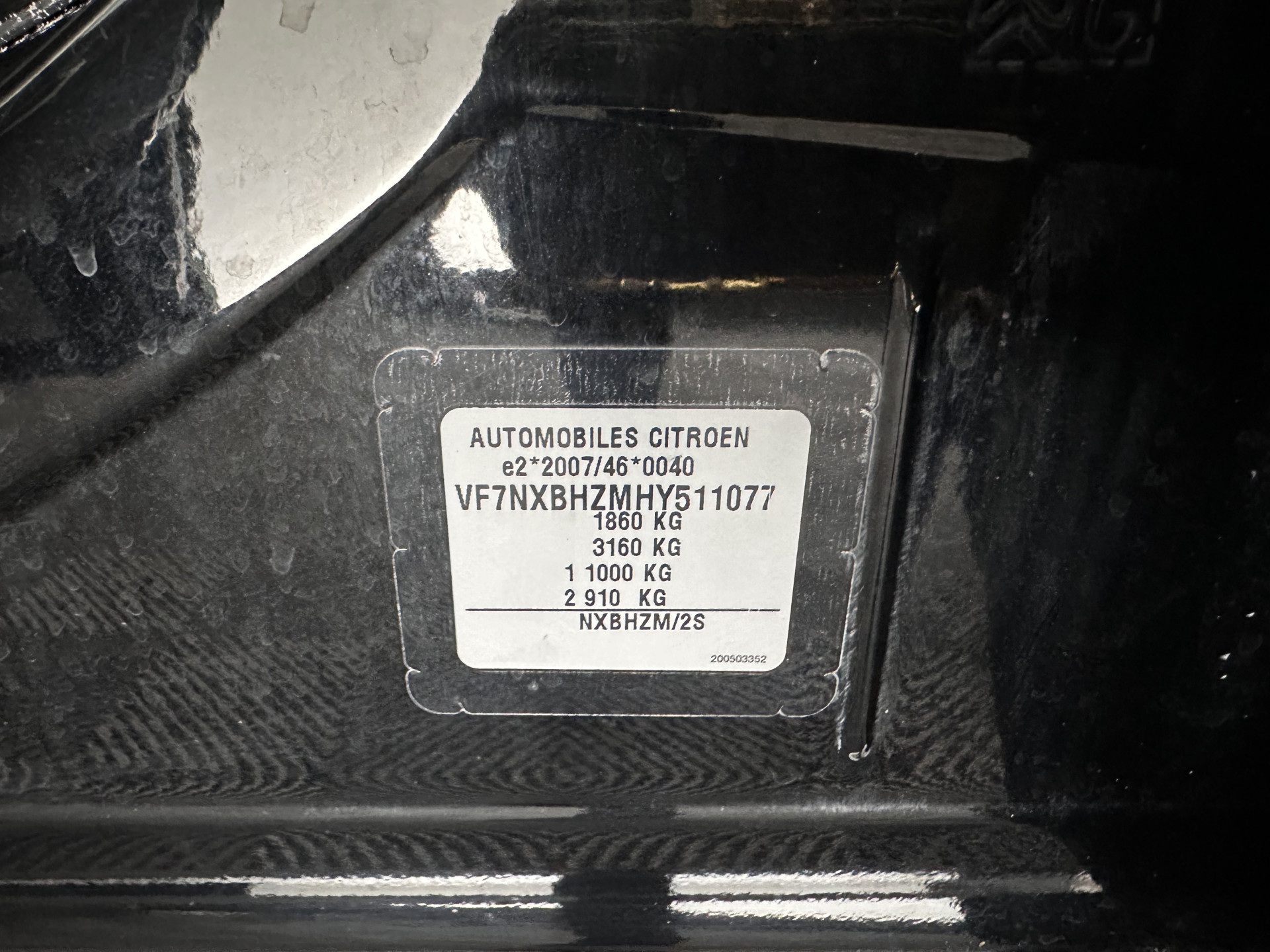 DS 4 1.6 BlueHDi Chic *PANO-WINDOW | FULL-LED | LEATHER-ALCANTARA | HEATED-COMFORTSEATS | NAVI-FULLMAP | DAB | CAMERA | PRIVACYGLASS | ECC | PDC | CRUISE | KEYLESS | TOWBAR | 16''ALU*