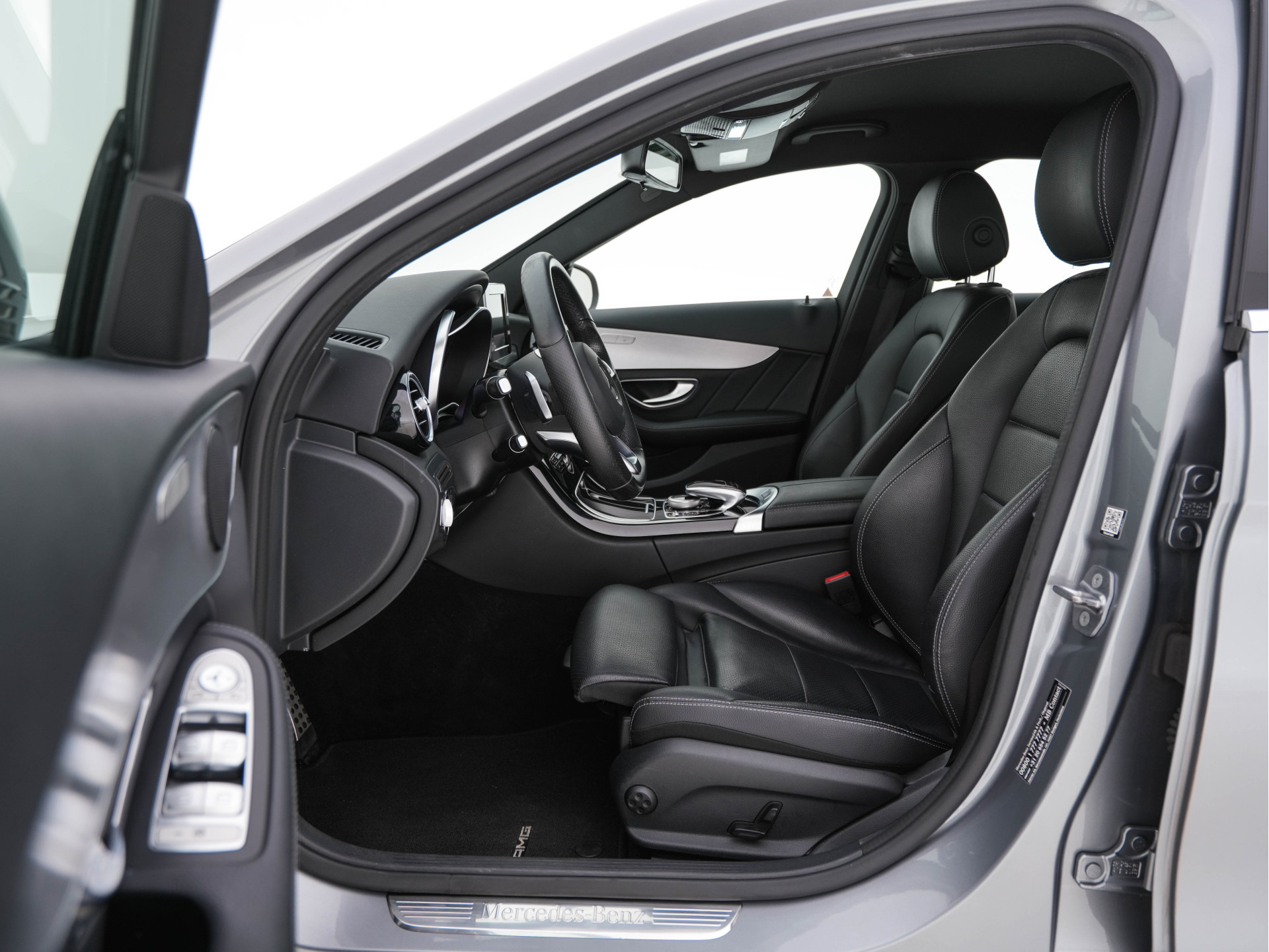 Mercedes-Benz C-klasse 300 CDI HYBRID Lease Edition AMG-Sport-Pack Aut. *FULL-LED | ARTICO-FULL-LEATHER | NAVI-FULLMAP | SPORT-SEATS | ECC | SHIFT-PADDLES | PDC | CRUISE | CAMERA | 18''ALU *