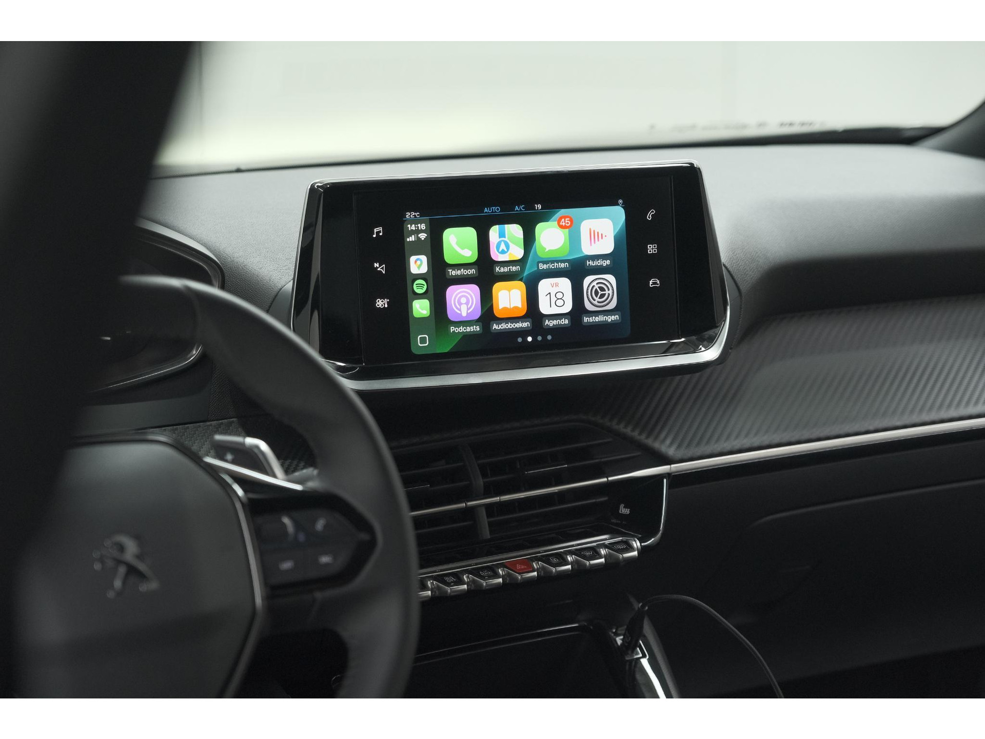 Peugeot 2008 PureTech 130 EAT8 GT | 360 Camera | Adaptieve Cruise Control | Stoelmassage | Apple Carplay