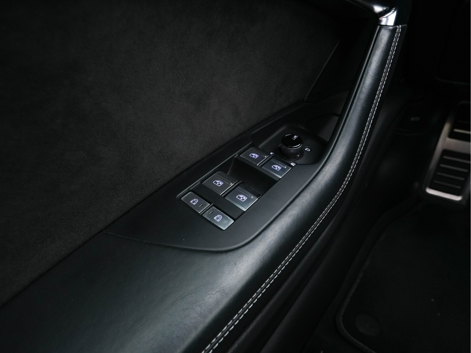 Audi A6 Limousine S6 TDI Quattro Black Edition Aut. *PANO | LUXURY-LEATHER | BANG&OLUFSEN-AUDIO | MATRIX-LED | DIGI-COCKPIT | HEAD-UP | SPORT-SEATS | BLIND-SPOT | LANE-ASSIST | MEMORY-PACK | AIR-SUSPENSION | ADAPT.CRUISE | NAVI-FULL